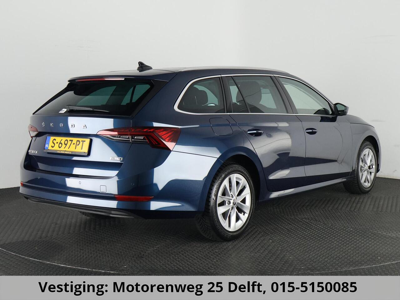 Skoda OCTAVIA Combi 1.5 e-TSI HYBRID BUS.PLUS 150 PK 1e EIG AUTOMAAT SCHUIF/KANTEL PANORAMADAK.GROTE WEG KM !