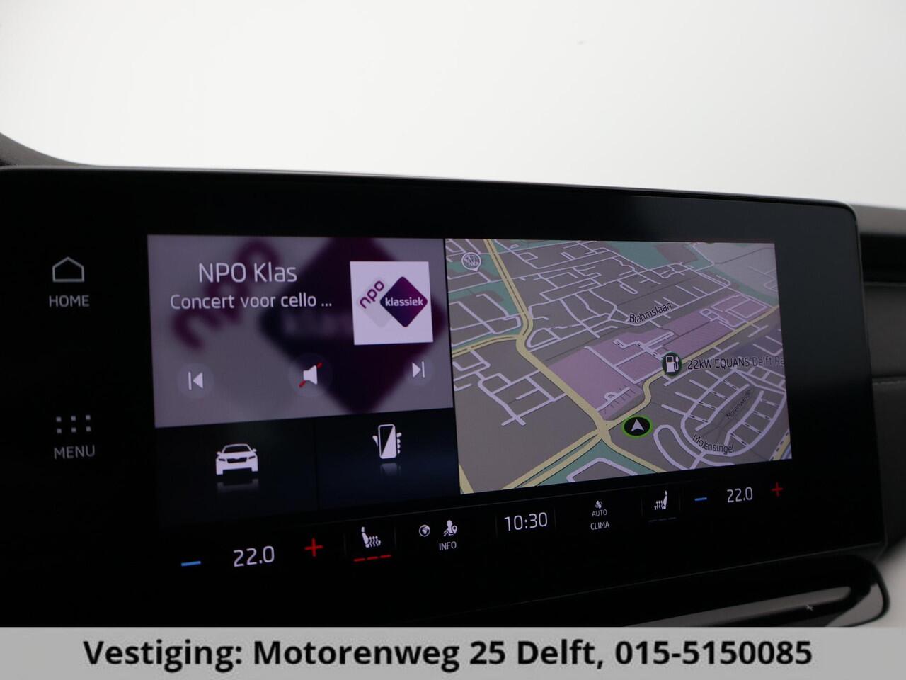 Skoda OCTAVIA Combi 1.5 e-TSI HYBRID BUS.PLUS 150 PK 1e EIG AUTOMAAT SCHUIF/KANTEL PANORAMADAK.GROTE WEG KM !