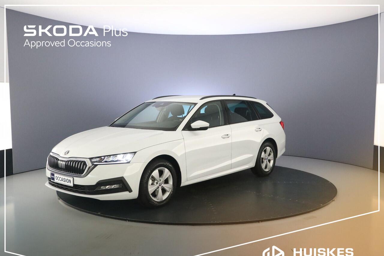 Skoda OCTAVIA Combi Business Edition 1.0 TSI 110pk Trekhaak, Elektrische achterklep, Cruise control, Navigatie, Parkeersensoren, Airco, Stoelverwarming, App connect, LED koplampen