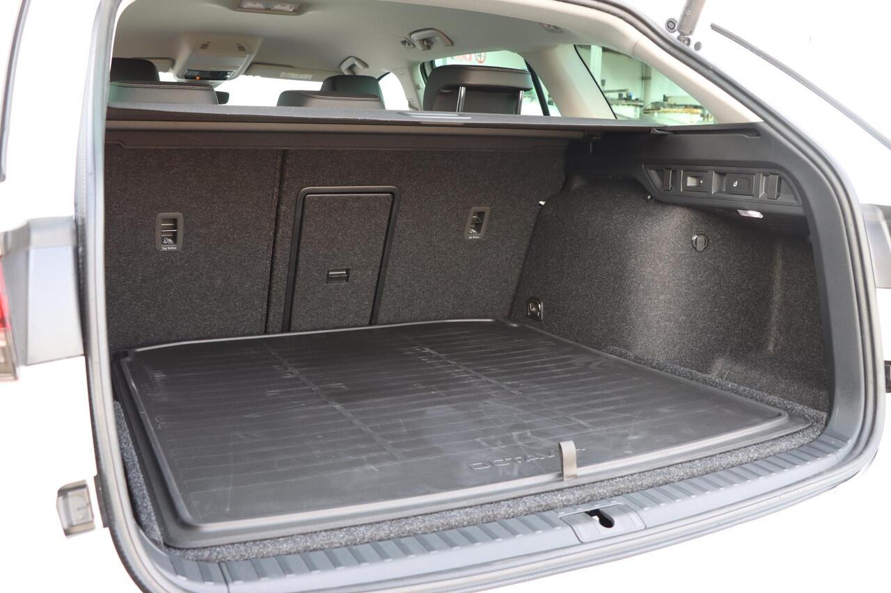 Skoda OCTAVIA Combi Business Edition Plus 1.5 TSI 115 pk