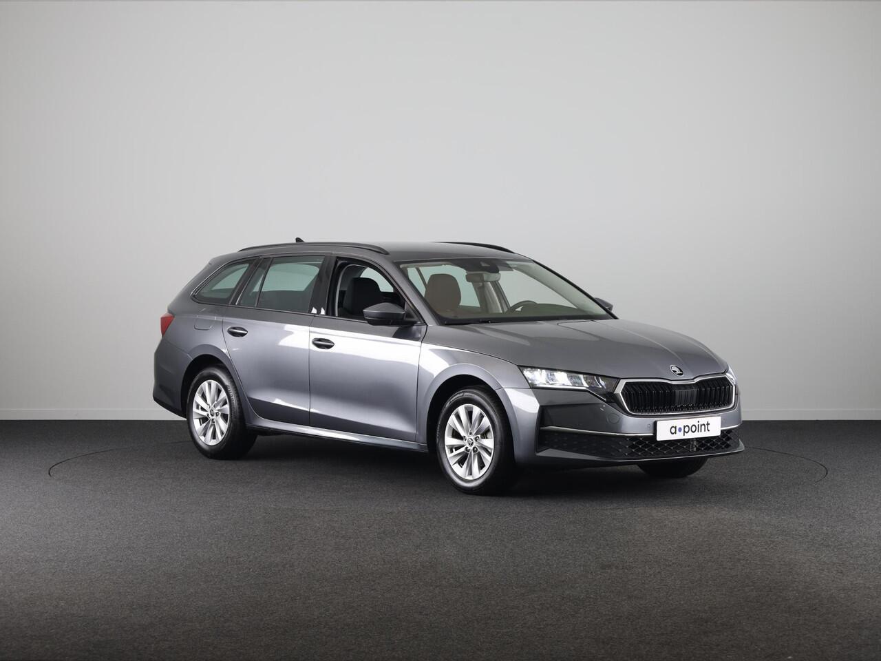 Skoda OCTAVIA Combi 1.5 TSI Edition 115 pk | Verlengde garantie | Navigatie via App | Parkeersensoren | Apple Carplay/Android Auto | LED koplampen | Stoelverwarming |