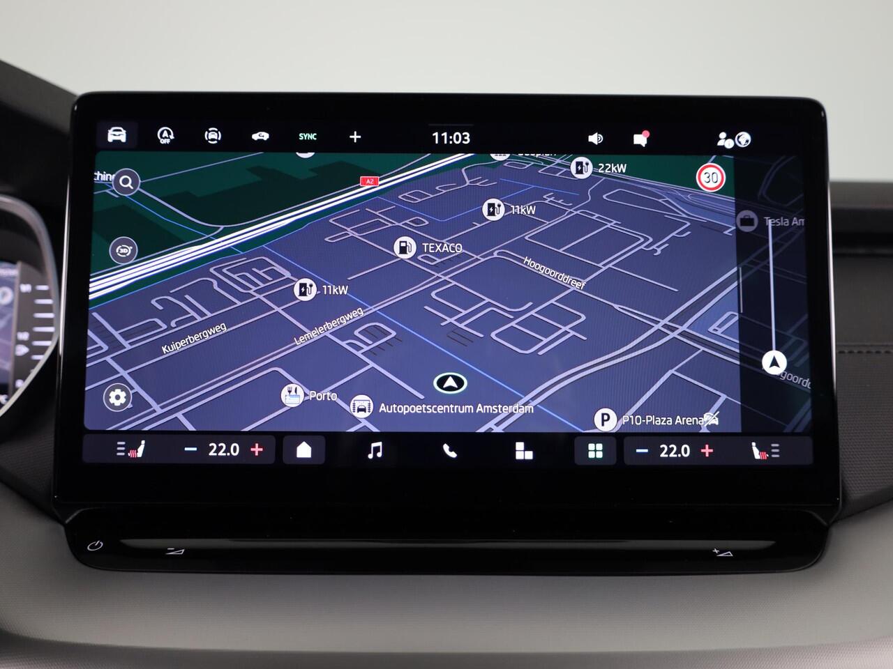 Skoda OCTAVIA Combi 1.5 TSI MHEV Business Edition 115 pk Automaat (DSG) | Verlengde garantie | Navigatie | Parkeersensoren | Achteruitrijcamera | LED koplampen | Stoelverwarming |