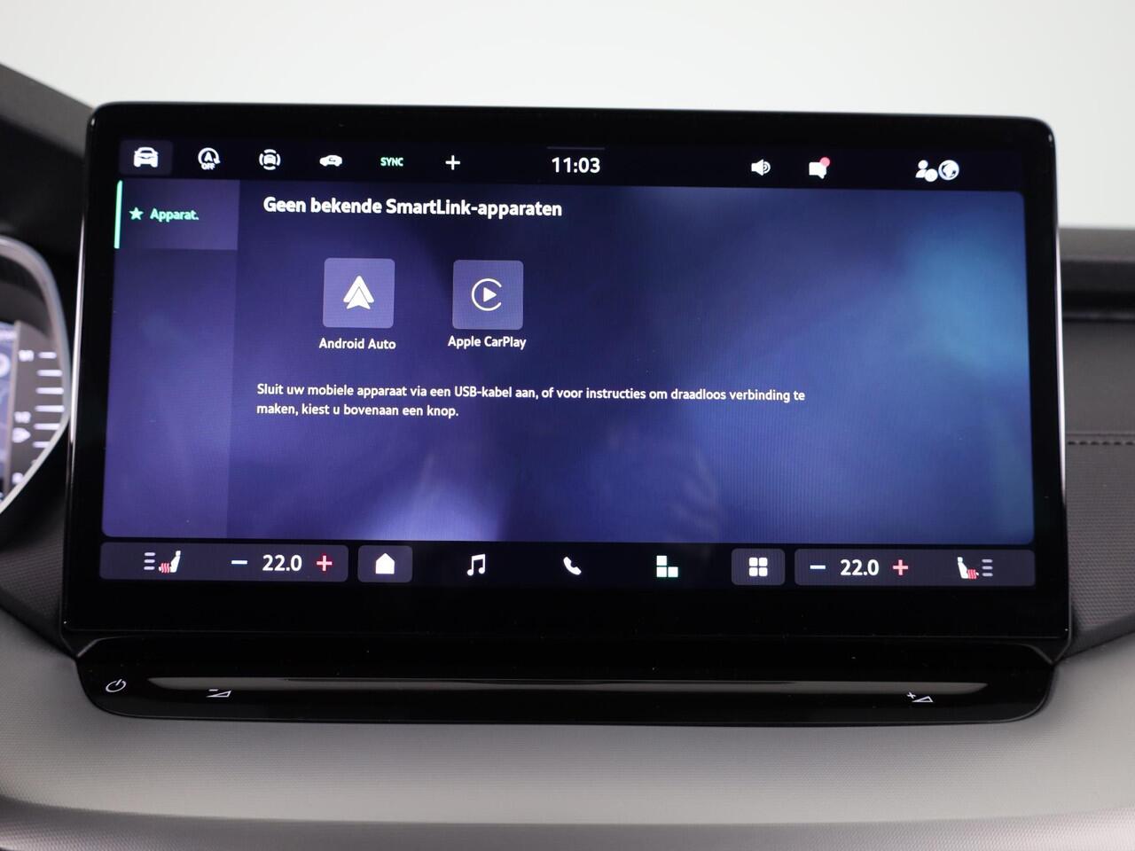 Skoda OCTAVIA Combi 1.5 TSI MHEV Business Edition 115 pk Automaat (DSG) | Verlengde garantie | Navigatie | Parkeersensoren | Achteruitrijcamera | LED koplampen | Stoelverwarming |