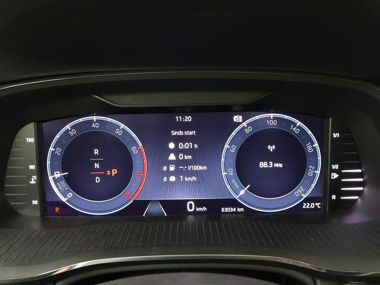 Skoda OCTAVIA Combi 1.0 e-TSI Ambition | 110 PK | Automaat | Trekhaak wegklapbaar | Navigatiesysteem |