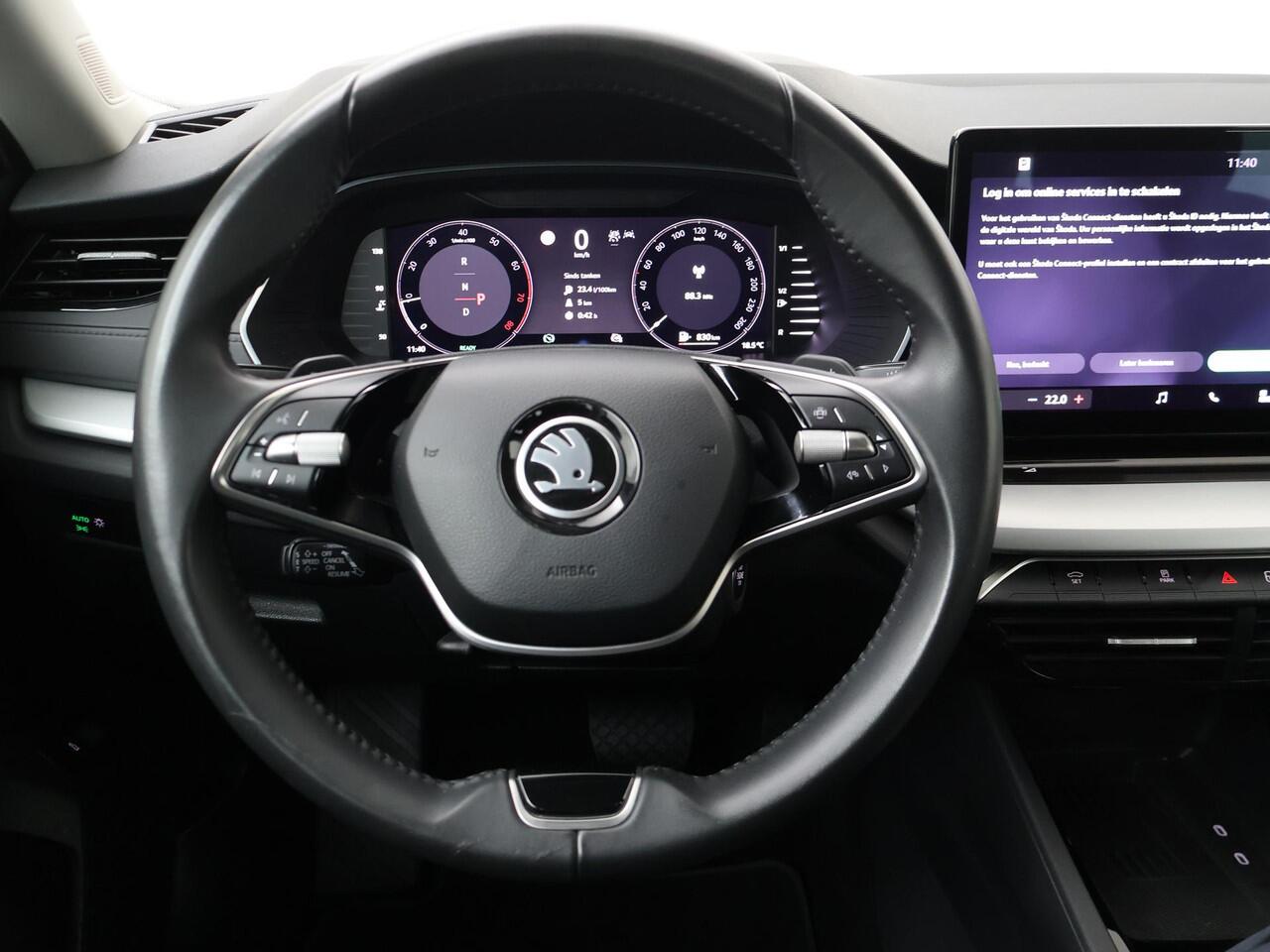 Skoda OCTAVIA Combi 1.5 TSI MHEV Business Edition | 115 PK | Automaat | Trekhaak | Achteruitrij camera | Multifunctioneel stuurwiel |