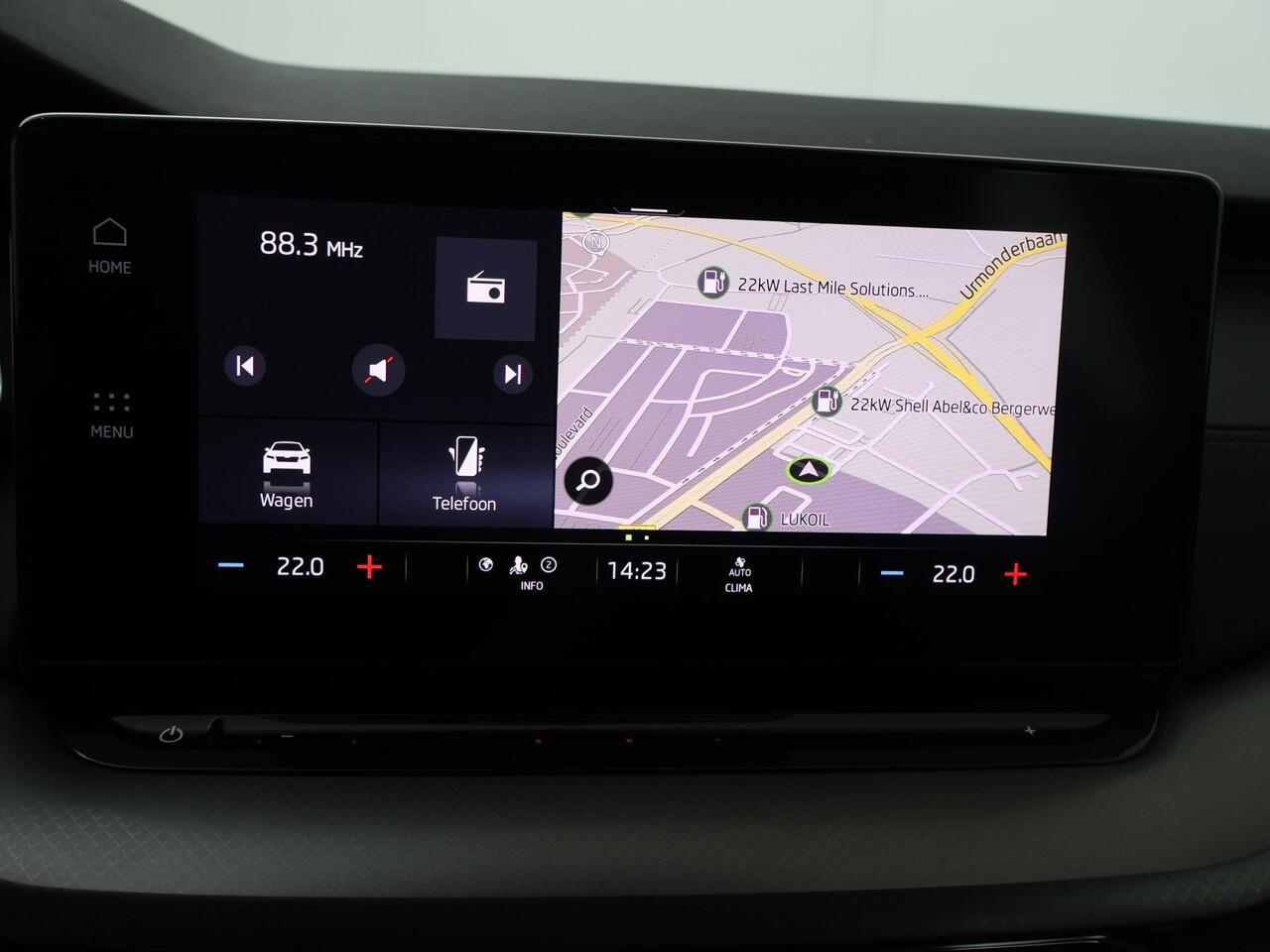 Skoda OCTAVIA Combi 1.0 e-TSI Ambition | 110 PK | Automaat | Trekhaak wegklapbaar | Navigatiesysteem |