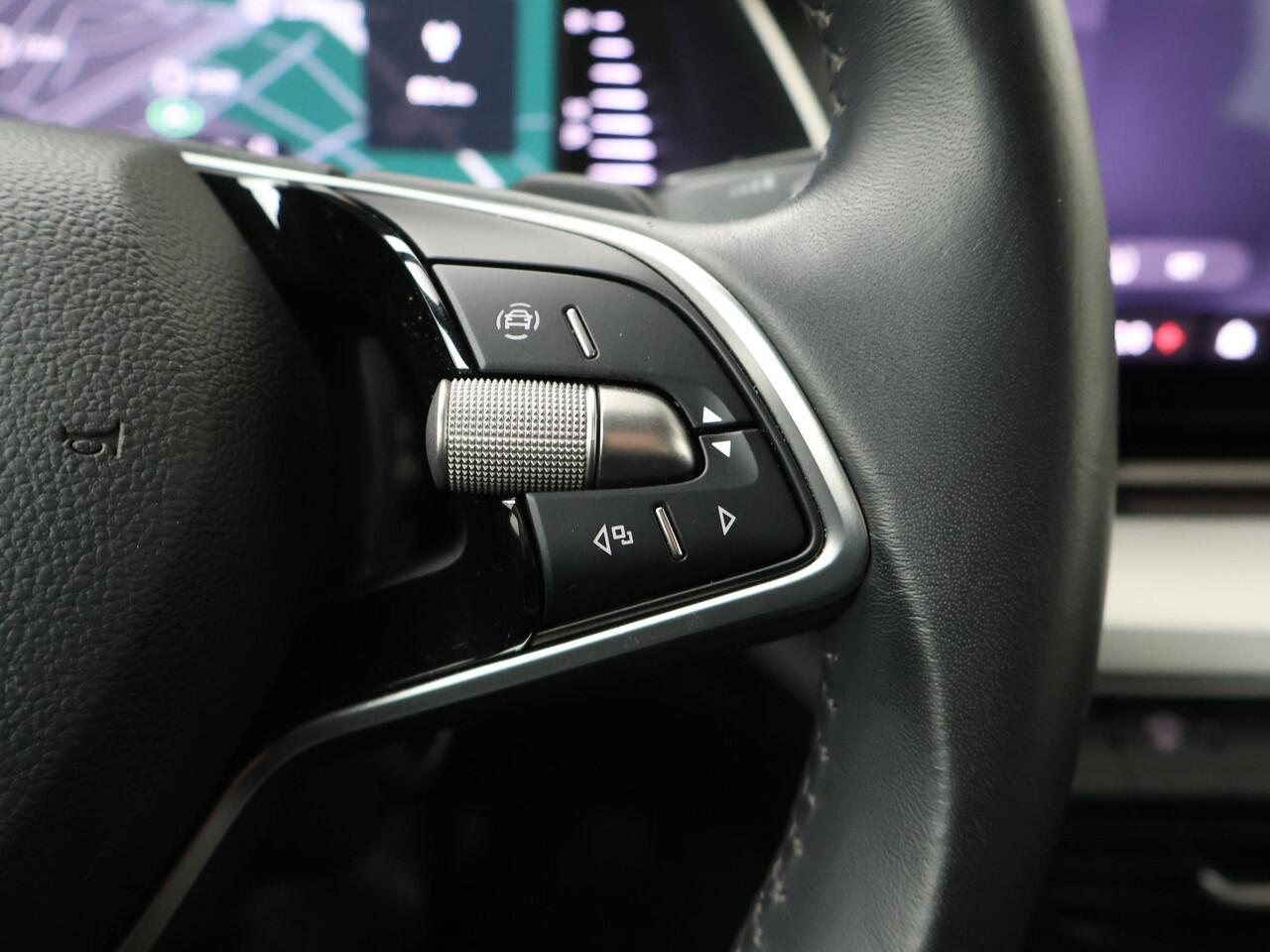 Skoda OCTAVIA Combi 1.5 TSI MHEV Business Edition | 115 PK | Automaat | Multifunctioneel stuurwiel | Adaptive Cruisecontrol | Achteruitrij camera | Trekhaak |