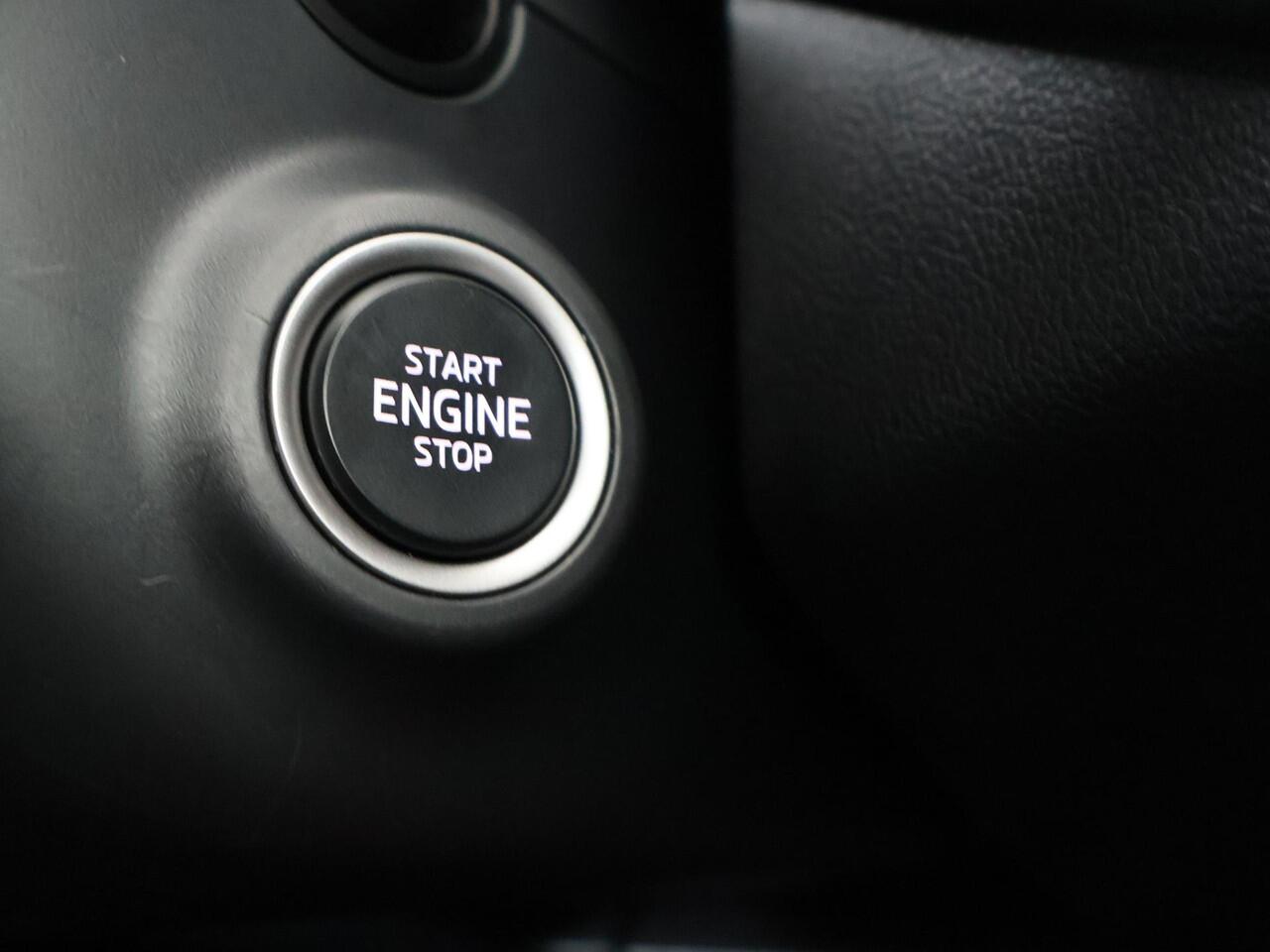 Skoda OCTAVIA Combi 1.5 TSI MHEV Business Edition | 115 PK | Automaat | Multifunctioneel stuurwiel | Adaptive Cruisecontrol | Achteruitrij camera | Trekhaak |