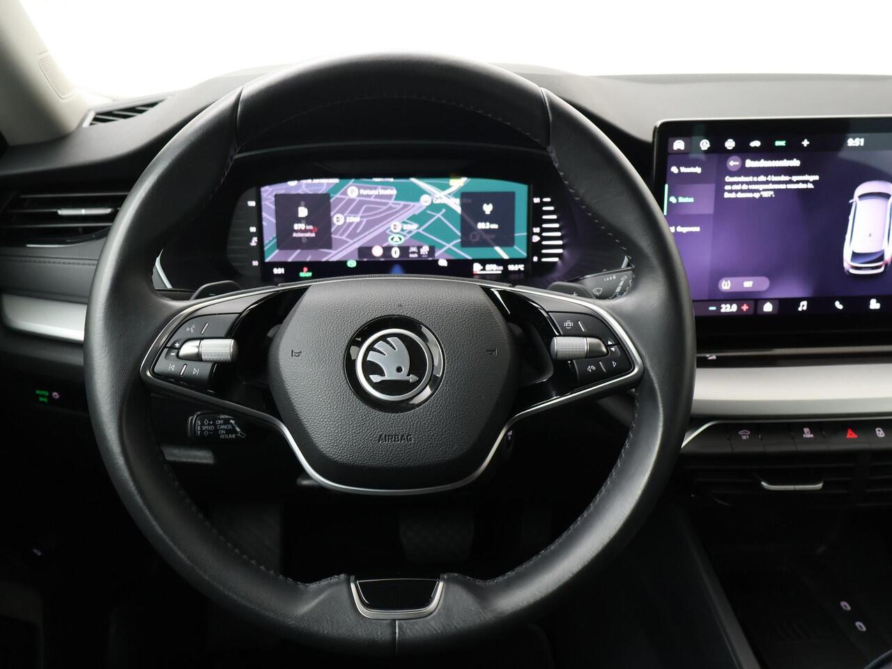 Skoda OCTAVIA Combi 1.5 TSI MHEV Business Edition | 115 PK | Automaat | Multifunctioneel stuurwiel | Adaptive Cruisecontrol | Achteruitrij camera | Trekhaak |