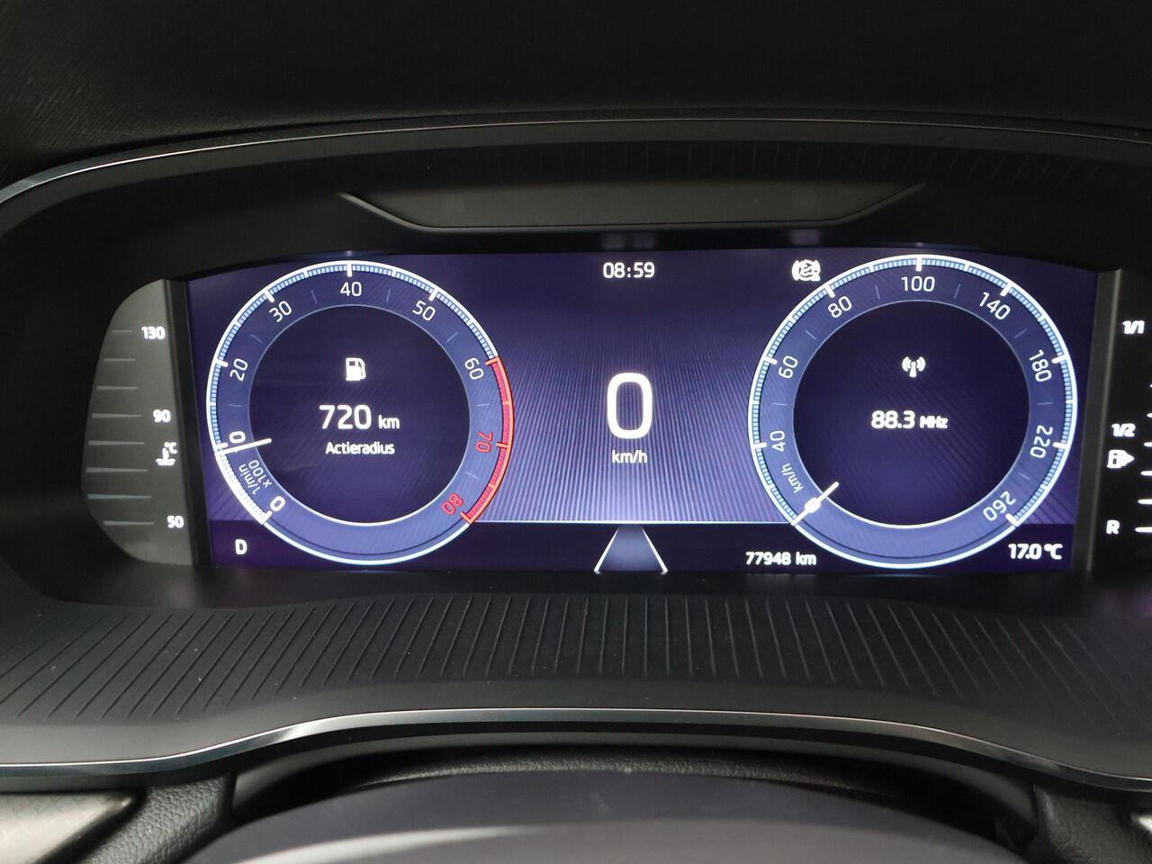 Skoda OCTAVIA Combi 1.0 e-TSI Ambition | 110 PK | Automaat | Trekhaak wegklapbaar | Navigatiesysteem |