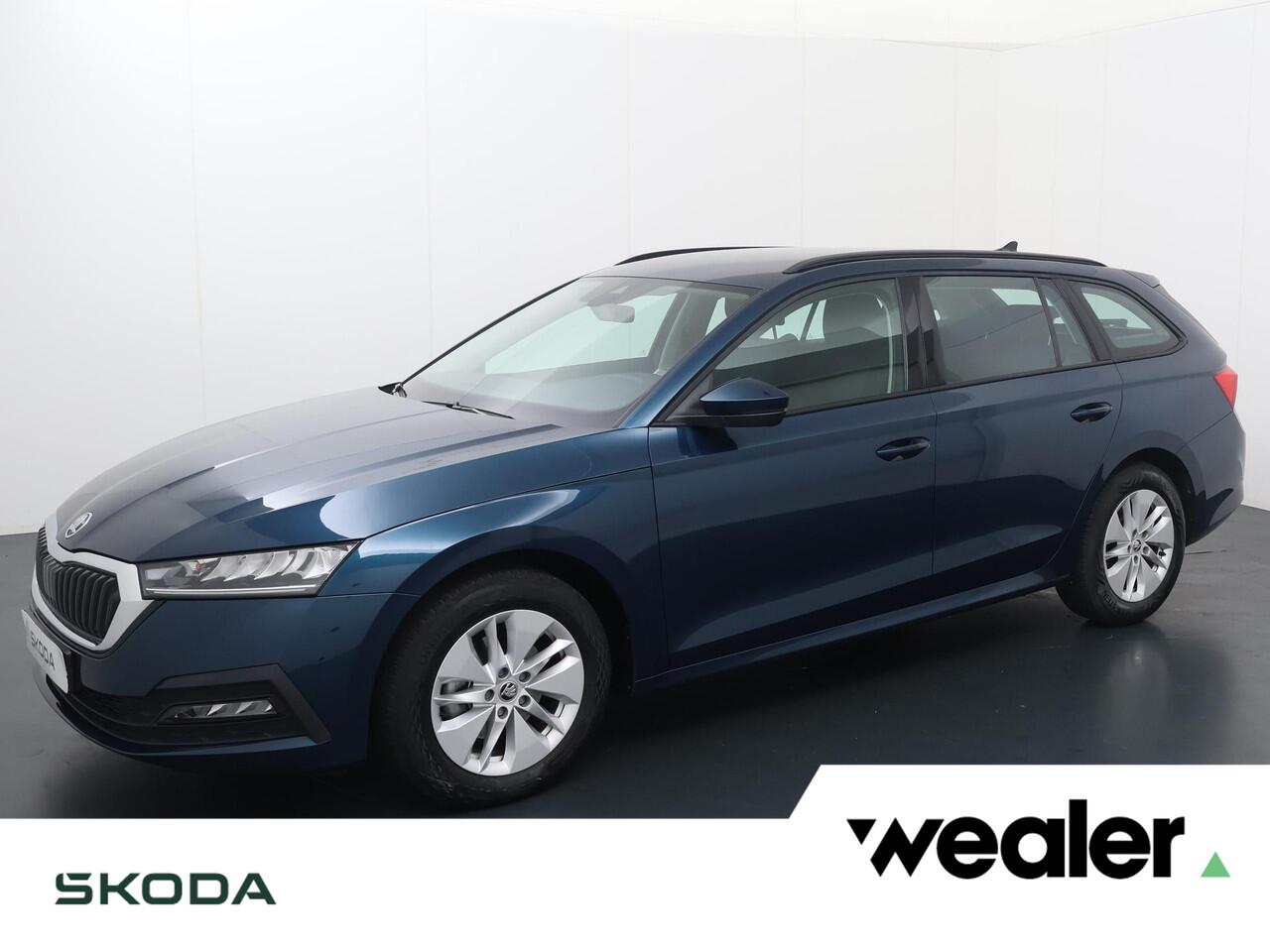Skoda OCTAVIA Combi 1.0 e-TSI Ambition | 110 PK | Automaat | Trekhaak wegklapbaar | Digitaal instrumentenpaneel |
