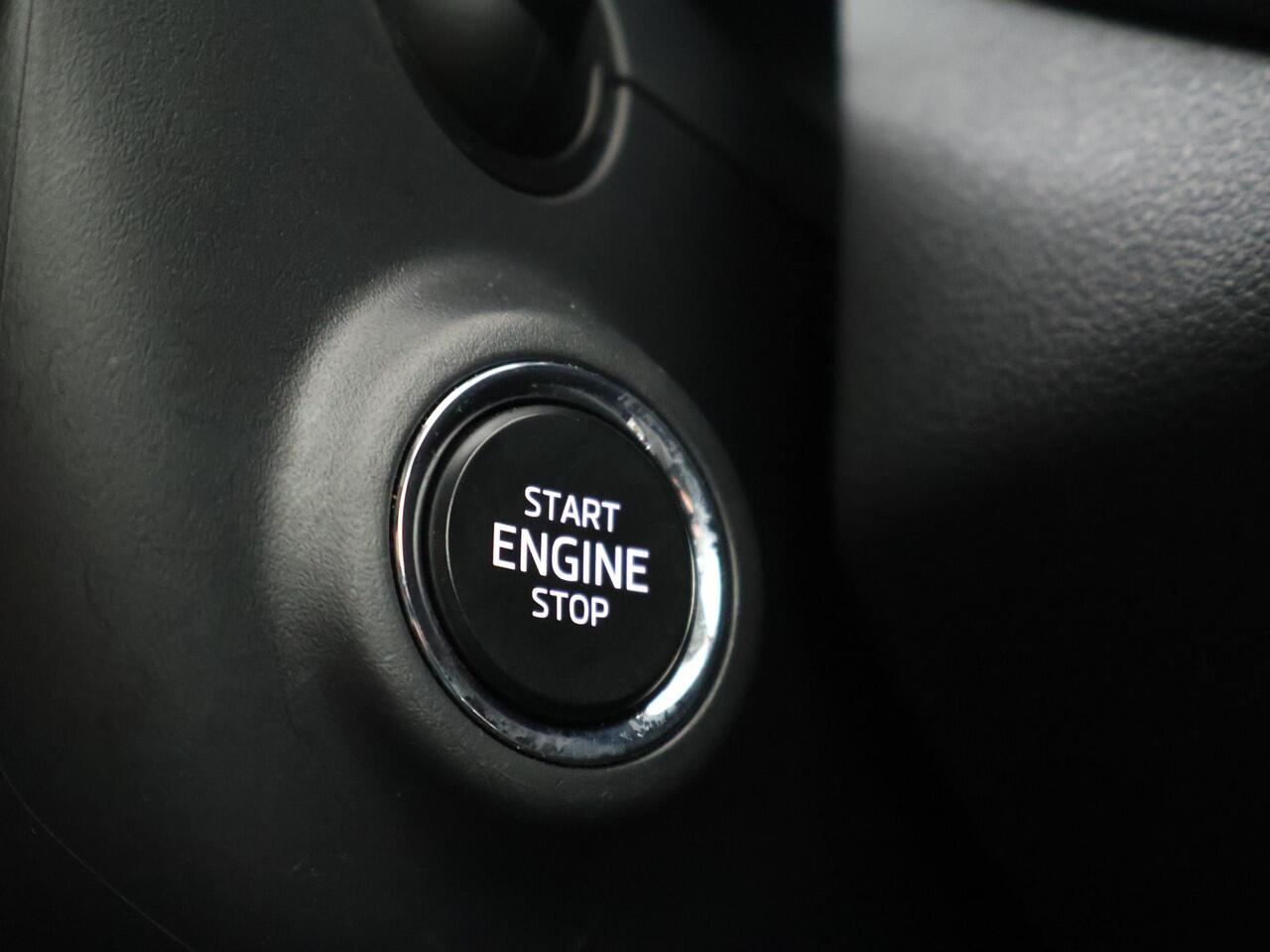 Skoda OCTAVIA Combi 1.0 e-TSI Ambition | 110 PK | Automaat | Trekhaak wegklapbaar | Apple Carplay/Android Auto |