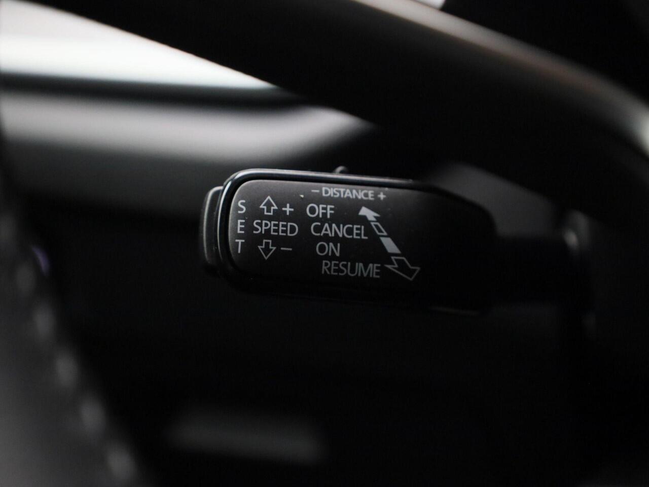 Skoda OCTAVIA Combi 1.5TSI/115PK MHEV Business Edition Plus DSG · Apple/Android Car Play · Trekhaak · Camera + Parkeersensoren · Garantie t/m 29-09-2028 of 100.000km