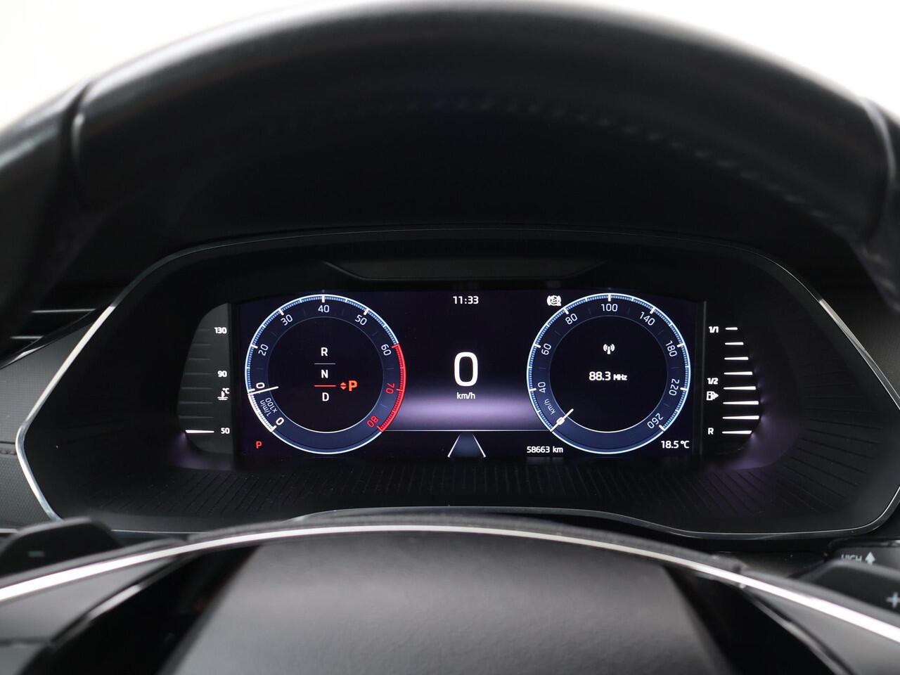 Skoda OCTAVIA Combi 1.0 e-TSI Ambition | 110 PK | Automaat | Trekhaak wegklapbaar | Digitaal instrumentenpaneel |