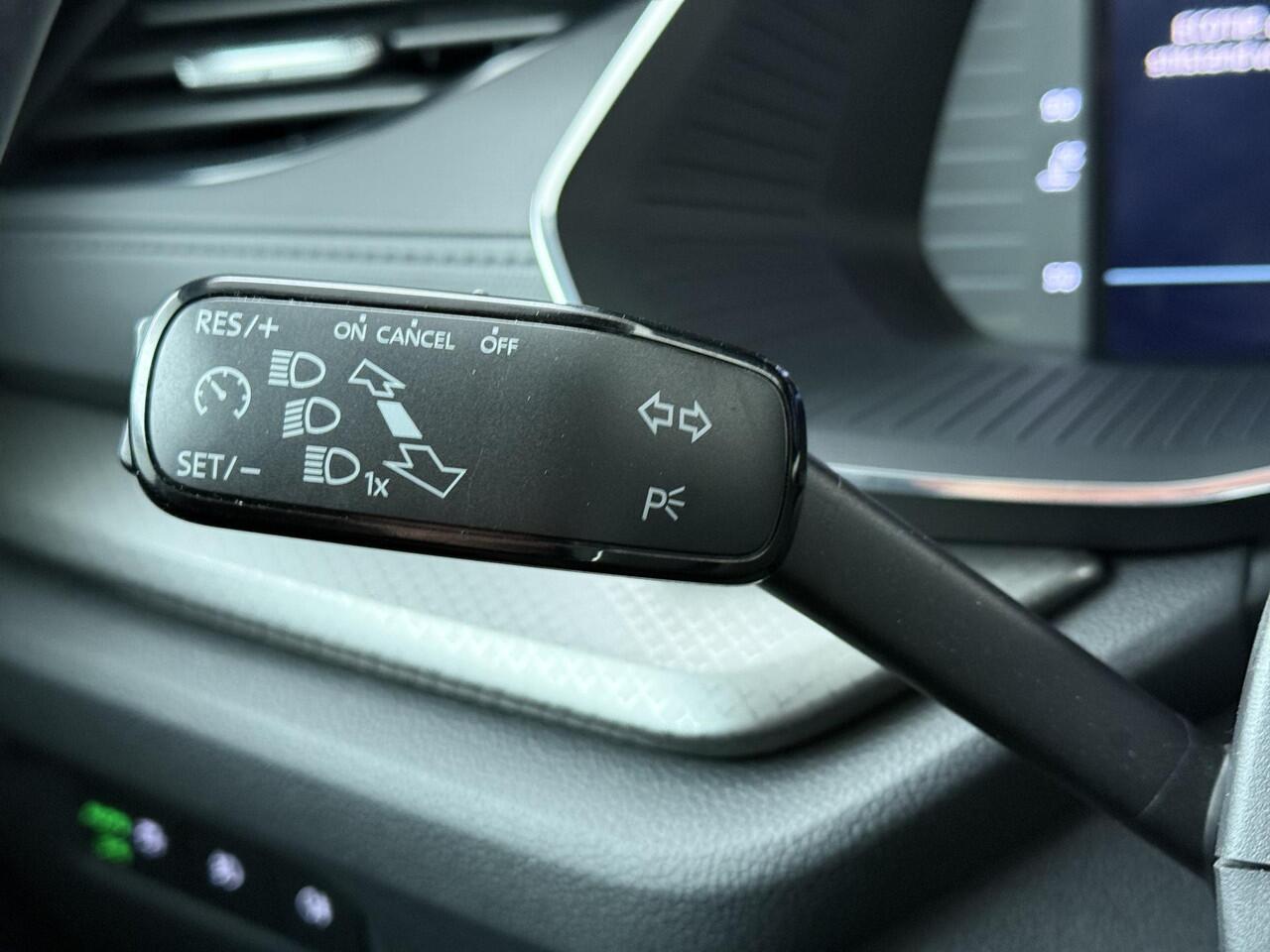 Skoda OCTAVIA Combi 1.0 TSI Ambition | 110 PK | Trekhaak wegklapbaar | Navigatiesystem | Apple Carplay/Android Auto |