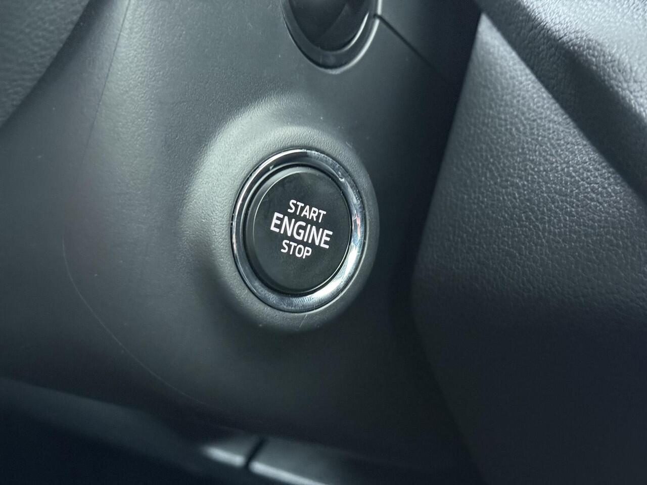 Skoda OCTAVIA Combi 1.0 TSI Ambition | 110 PK | Trekhaak wegklapbaar | Navigatiesystem | Apple Carplay/Android Auto |