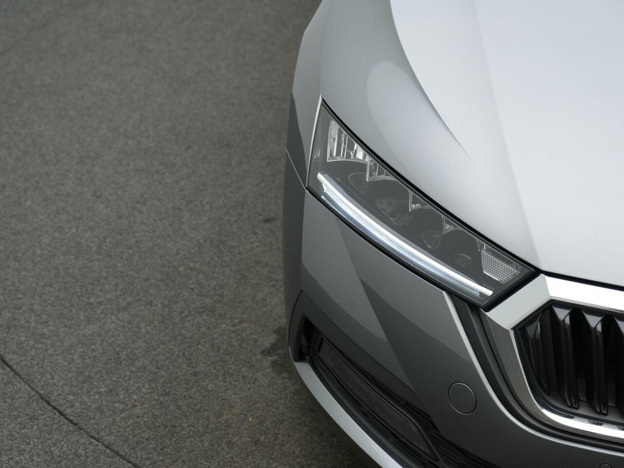 Skoda OCTAVIA Combi 1.0 TSI 110 pk Business Edition | Trekhaak | Stuur-/stoelverwarming | Navigatie