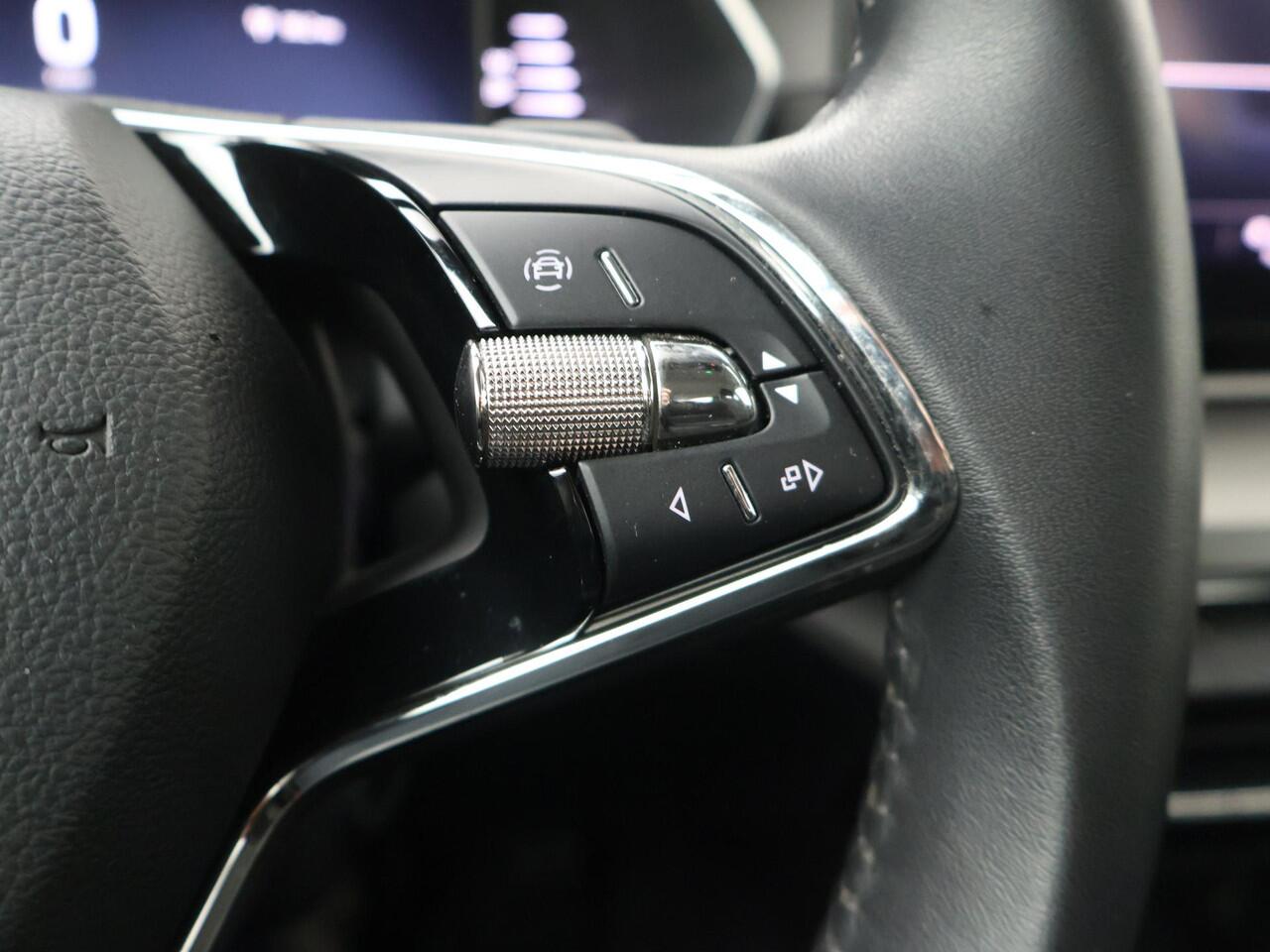 Skoda OCTAVIA Combi 1.0 e-TSI Ambition | 110 PK | Automaat | Trekhaak wegklapbaar | Apple Carplay/Android Auto |