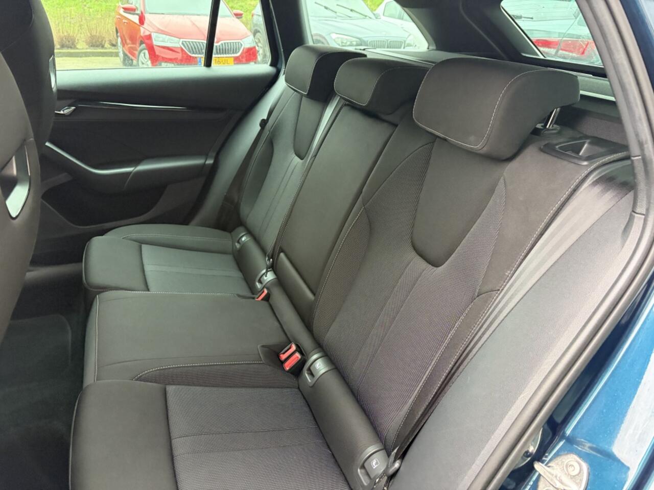 Skoda OCTAVIA Combi 1.0 TSI Bns Edition, MHEV Aut, Nav, Carplay, Stoel en Stuurverwa