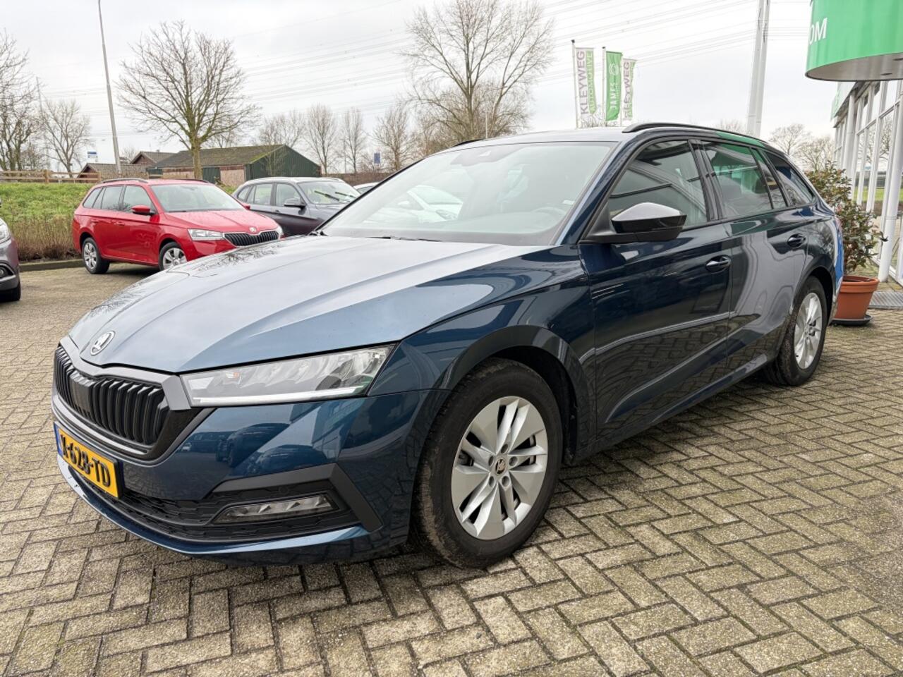 Skoda OCTAVIA Combi 1.0 TSI Bns Edition, MHEV Aut, Nav, Carplay, Stoel en Stuurverwa