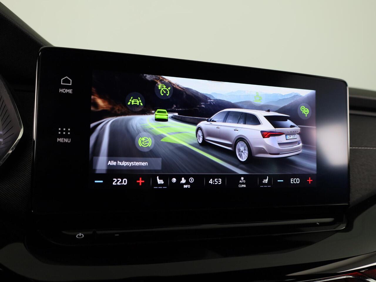 Skoda OCTAVIA Combi 1.4 TSI iV PHEV Sportline Business 204 pk Automaat (DSG) | Verlengde garantie | Navigatie | Parkeersensoren | Adaptieve cruise control | Stoelverwarming |