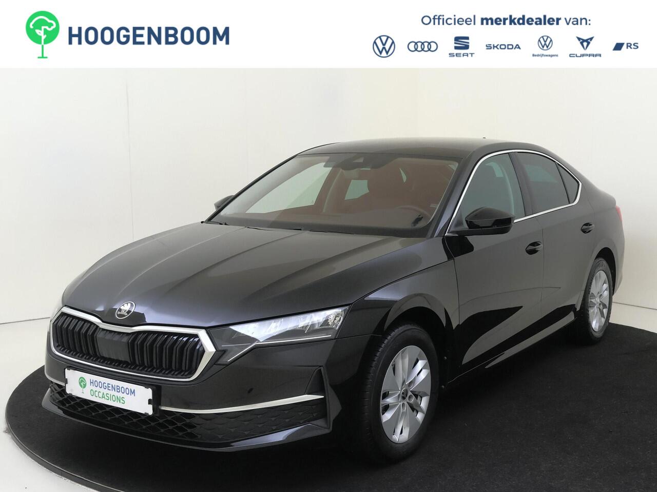 Skoda OCTAVIA 1.5 TSI MHEV Business Edition | Keyless | Navigatie | Dodehoek detectie | Stoel- en stuurwielverwarming | Adaptieve cruise control | Achteruitrijcamera | CarPlay |