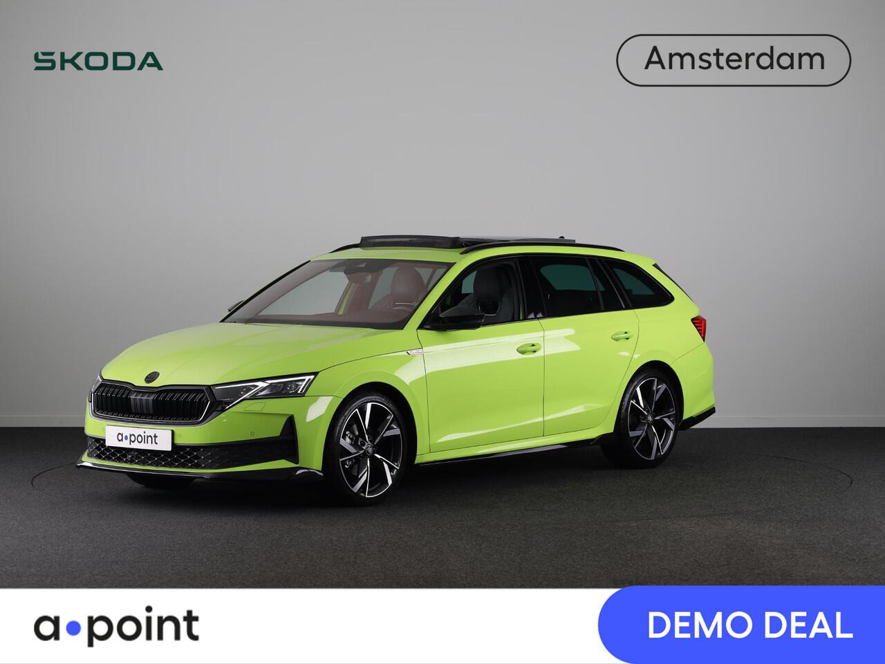 Skoda OCTAVIA Combi 1.5 TSI MHEV 150pk DSG-7 Sportline Business | Led Matrix | 19 inch | Black pakket | Panoramadak | Elek. stoel | Stoelverwarming voor + achter | Travel Assist | Adaptive Cruise