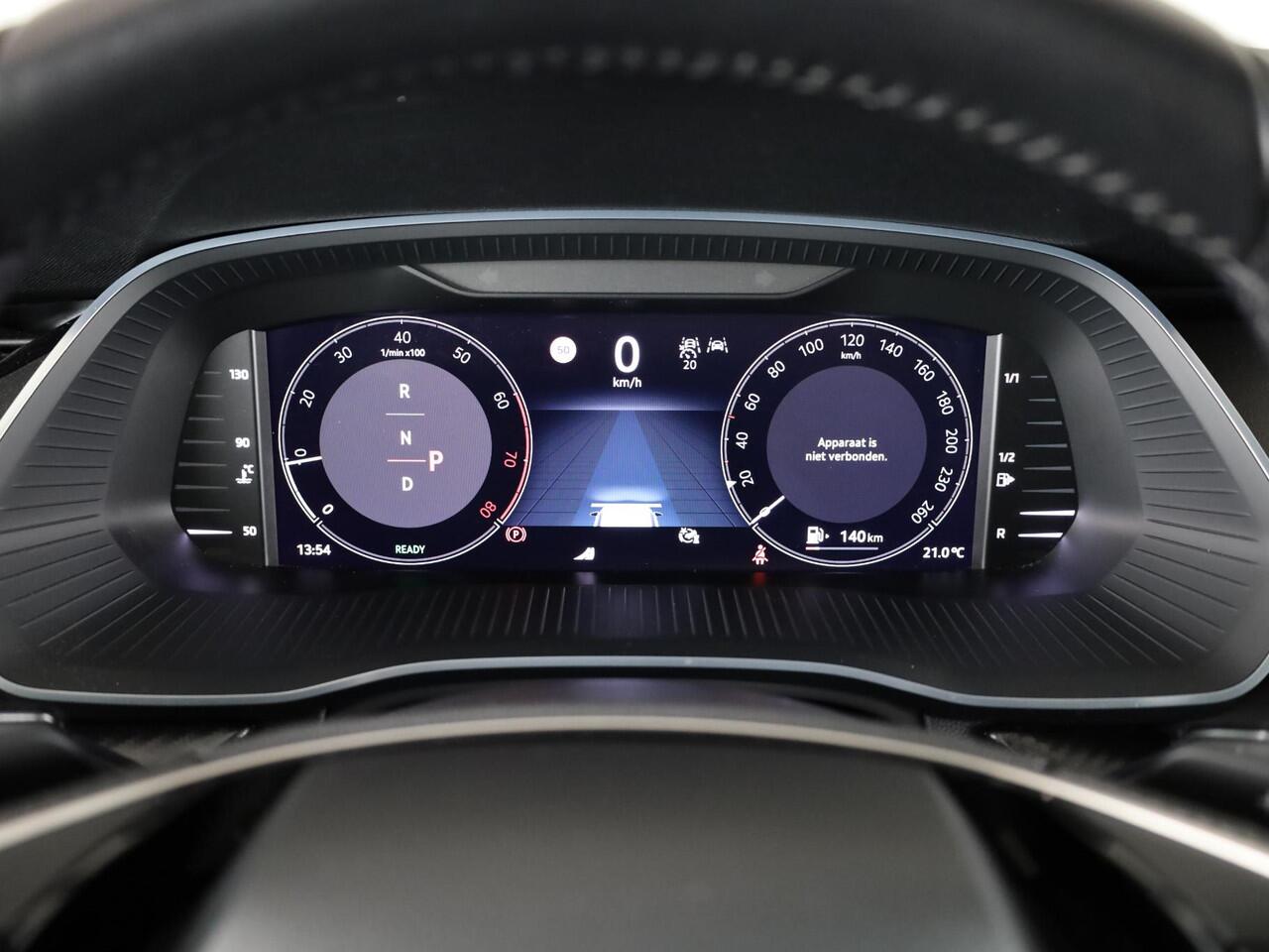 Skoda OCTAVIA Combi 1.5 TSI MHEV 150pk DSG-7 Sportline Business | Led Matrix | 19 inch | Black pakket | Panoramadak | Elek. stoel | Stoelverwarming voor + achter | Travel Assist | Adaptive Cruise