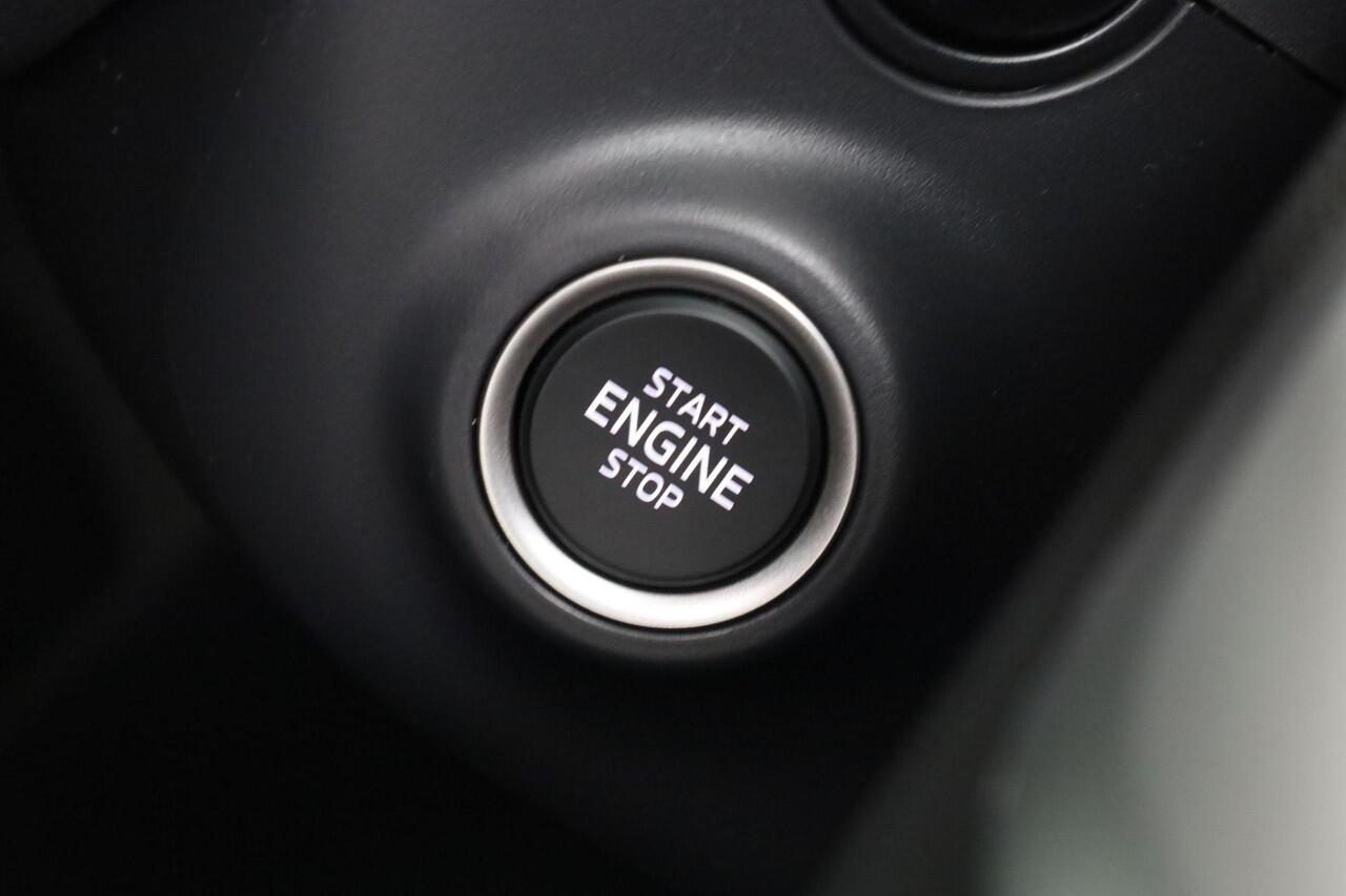 Skoda OCTAVIA combi Business Edition Plus 1.5 TSI m-HEV 85 kW / 115 PK | Speciale lak 'Storm Blue' | 18inch LMV | Trekhaak | Winterpakket | Chromepakket |