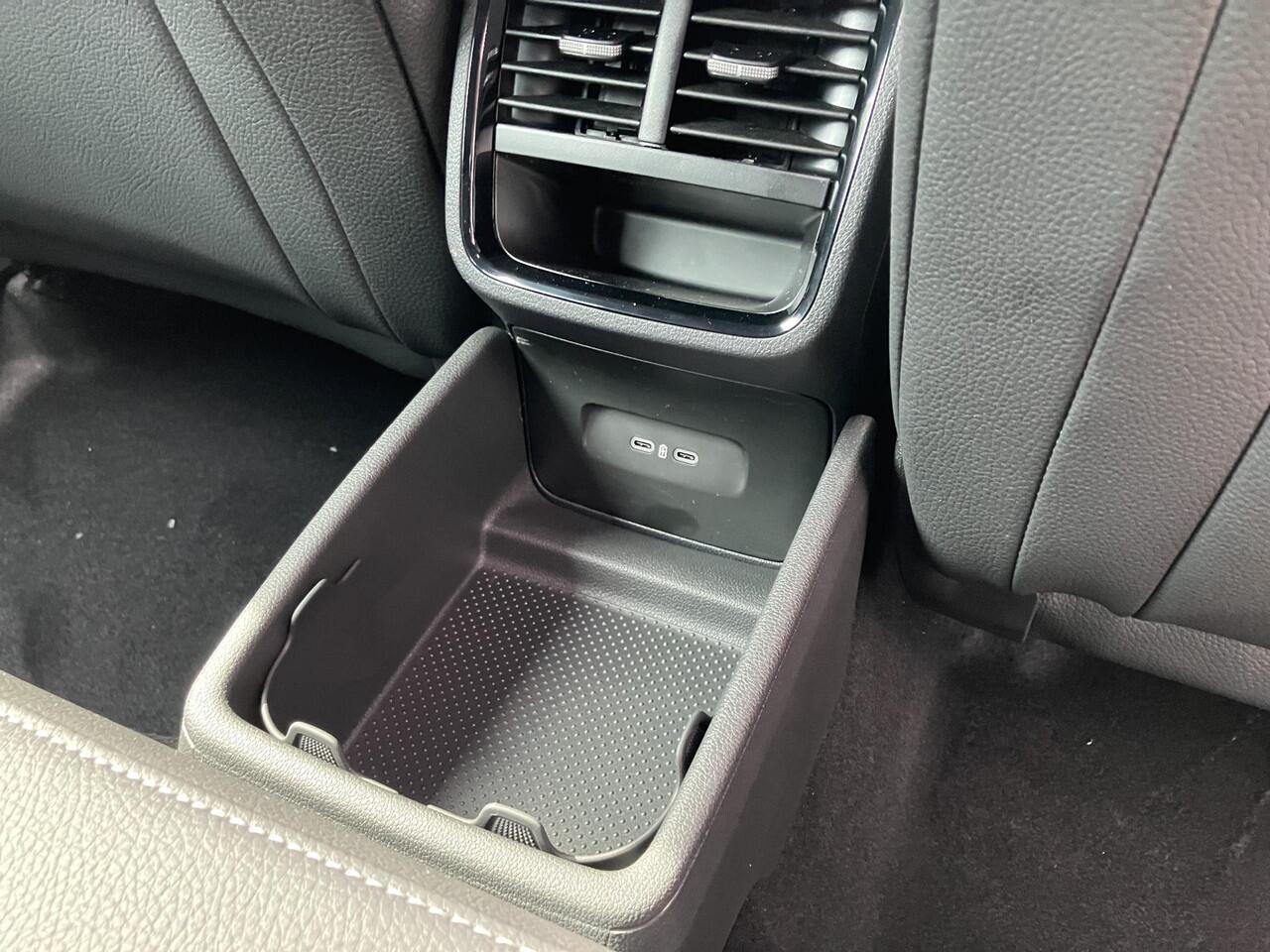 Skoda OCTAVIA Combi Sportline Tour 1.5 TSI 150 PK DSG | Automaat | Trekhaak | Navigatie & Winter pakket | ¤ 2.950 tour voordeel |