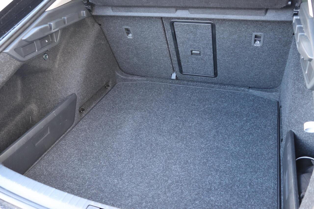 Skoda OCTAVIA 1.5 TSI Business Edition DSG7 115pk