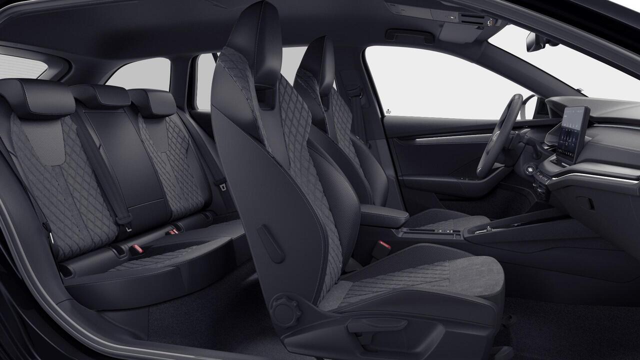 Skoda OCTAVIA Combi Sportline Tour m-HEV 1.5 TSI 150 pk 7 versn. DSG | Navigatie pakket | Trekhaak wegklapbaar