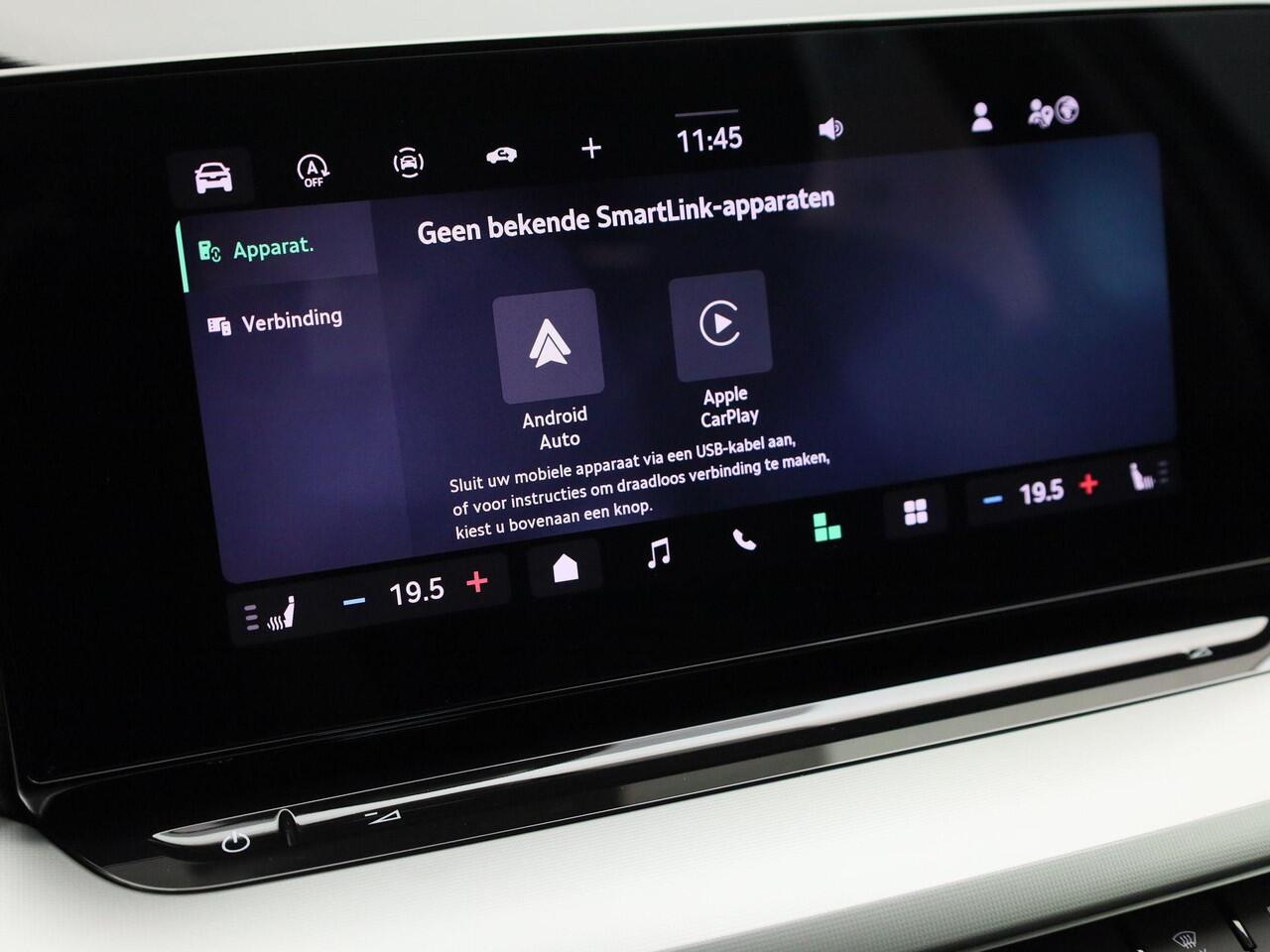 Skoda OCTAVIA Combi 1.5eTSI/150PK MHEV Selection DSG · Camera + Parkeersensoren · Stoel-/stuurverwarming · Trekhaak · Garantie tot januari 2027