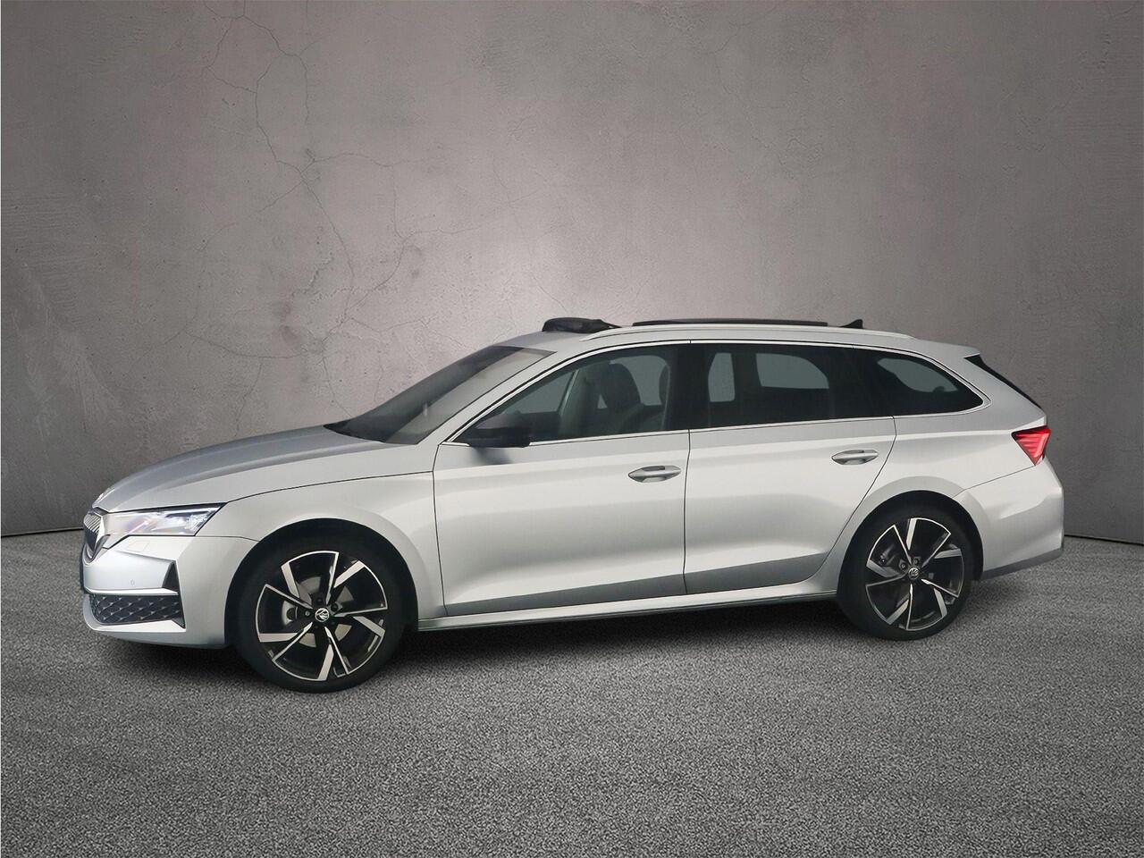 Skoda OCTAVIA Combi Business Edition Plus 1.5 eTSI 115pk DSG Automaat Trekhaak, Panoramadak, Adaptive cruise control, Navigatie, LED matrix koplampen, Achteruitrijcamera