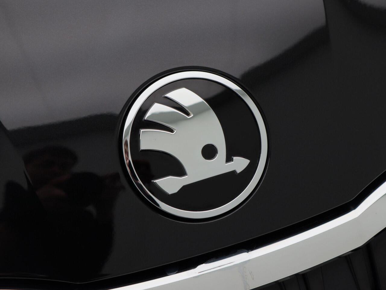 Skoda OCTAVIA Combi 1.5 TSi 150 Pk Automaat Business Edition Plus | Panoramadak | Virtual Cockpit | Elektrische Achterklep | Camera | Keyless | 17 Inch | 16.895 Km!!