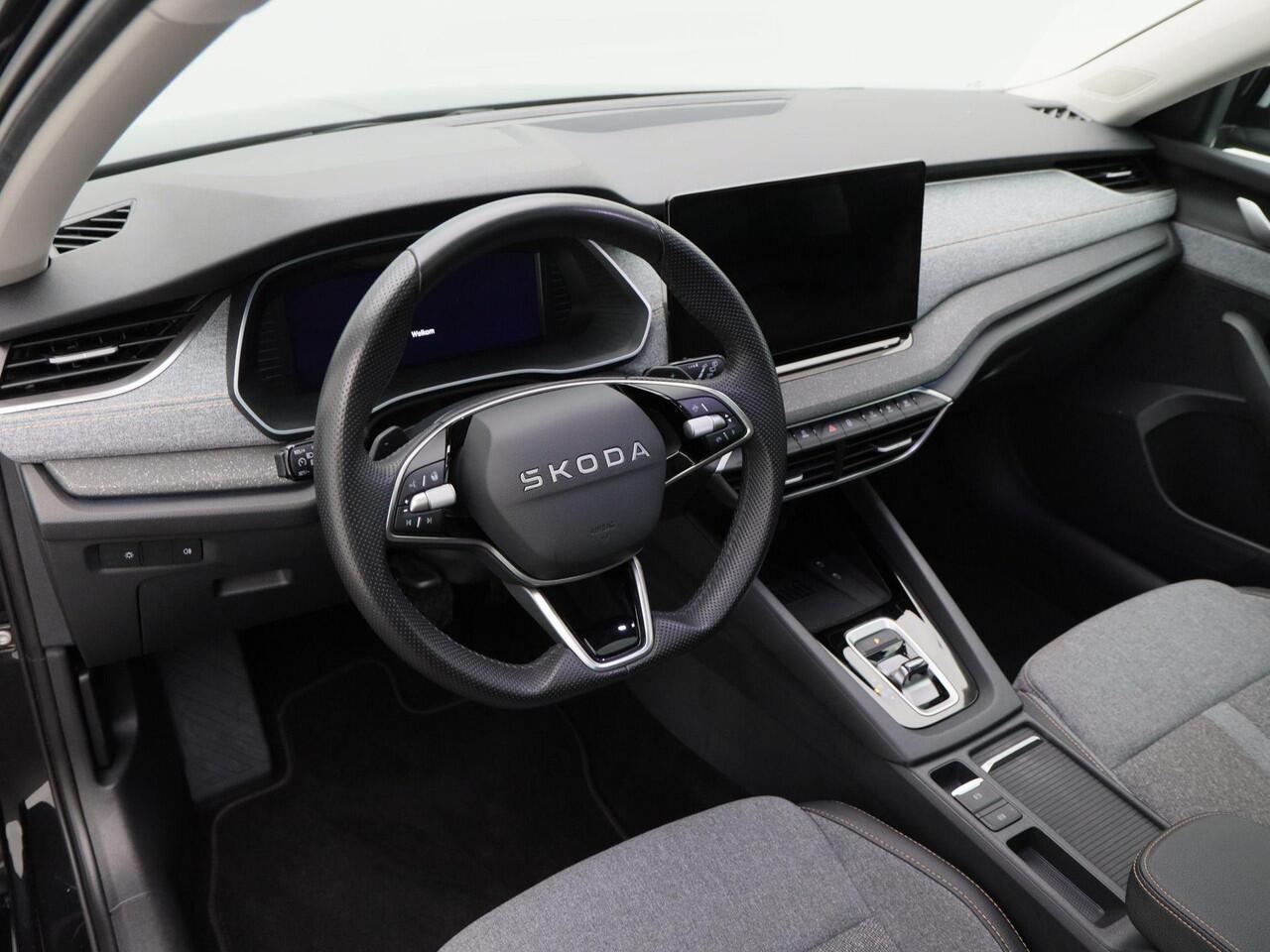 Skoda OCTAVIA Combi 1.5 TSi 150 Pk Automaat Business Edition Plus | Panoramadak | Virtual Cockpit | Elektrische Achterklep | Camera | Keyless | 17 Inch | 16.895 Km!!