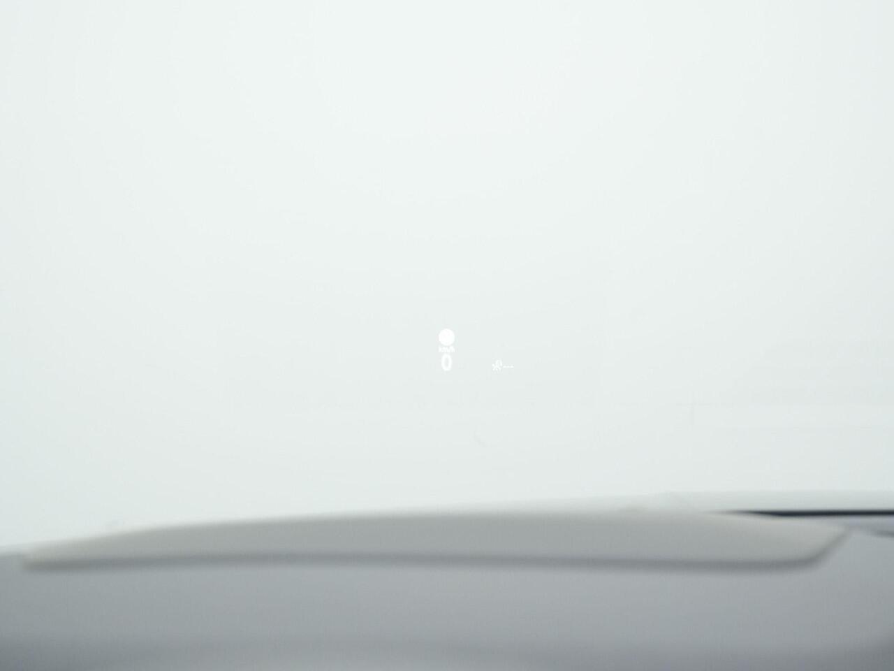 Skoda OCTAVIA Combi 1.5 TSI MHEV 150 pk DSG Sportline | Panoramadak | Trekhaak | 360 camera | Head-up display | Matrix LED