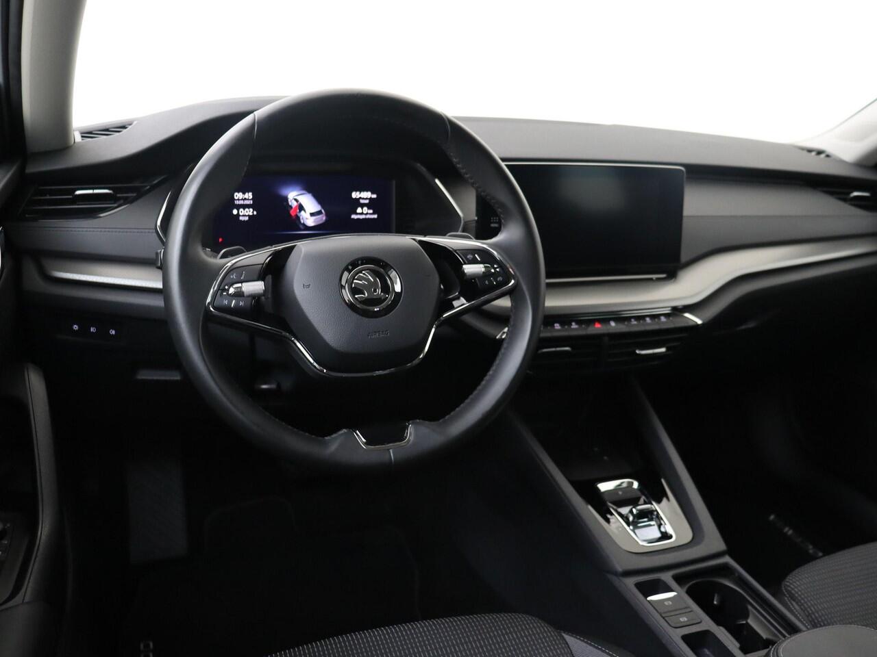 Skoda OCTAVIA Combi 1.5 TSI MHEV Business Edition Plus