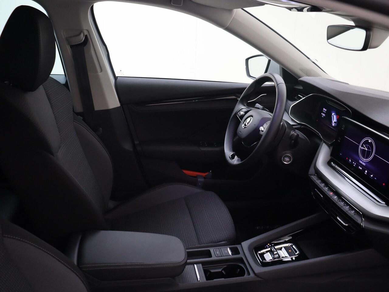 Skoda OCTAVIA Combi 1.5 TSI MHEV Business Edition Plus