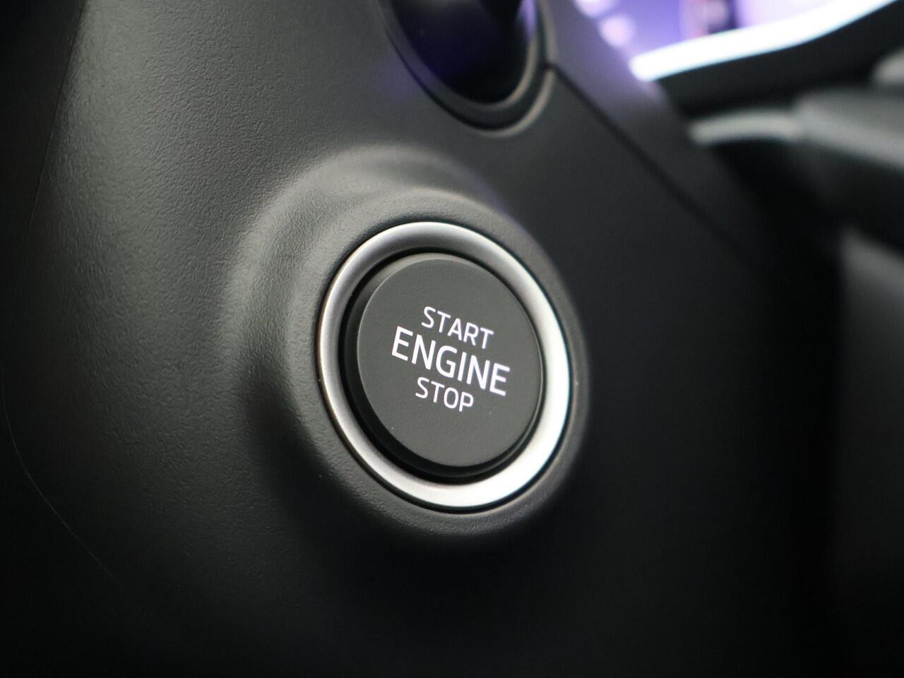 Skoda OCTAVIA Business Edition 1.5 TSI DSG | Automaat | Navigatie | Adaptieve cruise control | Apple Carplay/Android Auto | 17" lichtmetalen velgen |