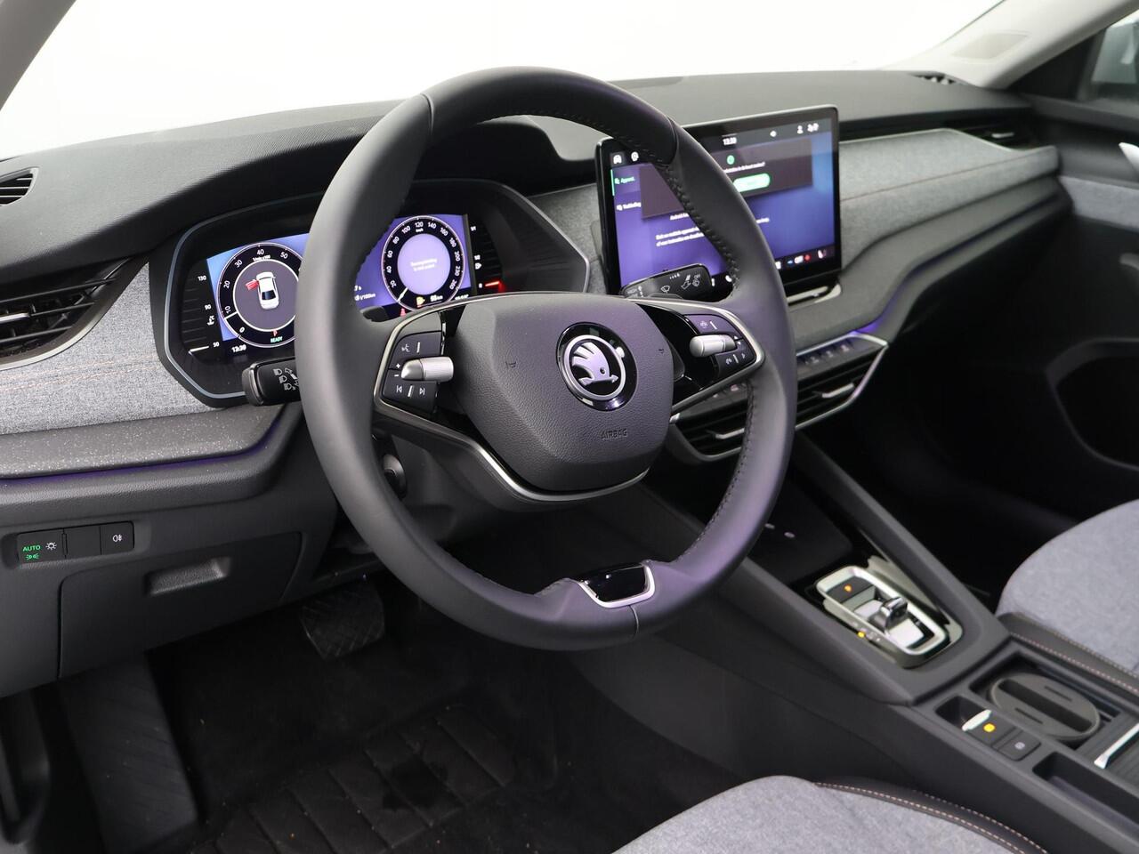 Skoda OCTAVIA Business Edition 1.5 TSI DSG | Automaat | Navigatie | Adaptieve cruise control | Apple Carplay/Android Auto | 17" lichtmetalen velgen |