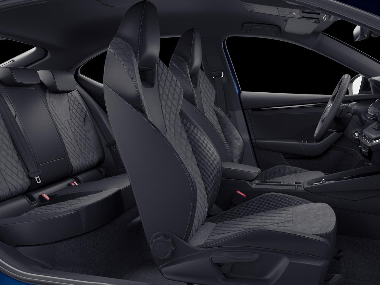Skoda OCTAVIA Sportline Business 1.5 TSI m-HEV 110 kW / 150 PK H | Trekhaak | 19' Draconis | Storm Blue Individual | Navi Pakket
