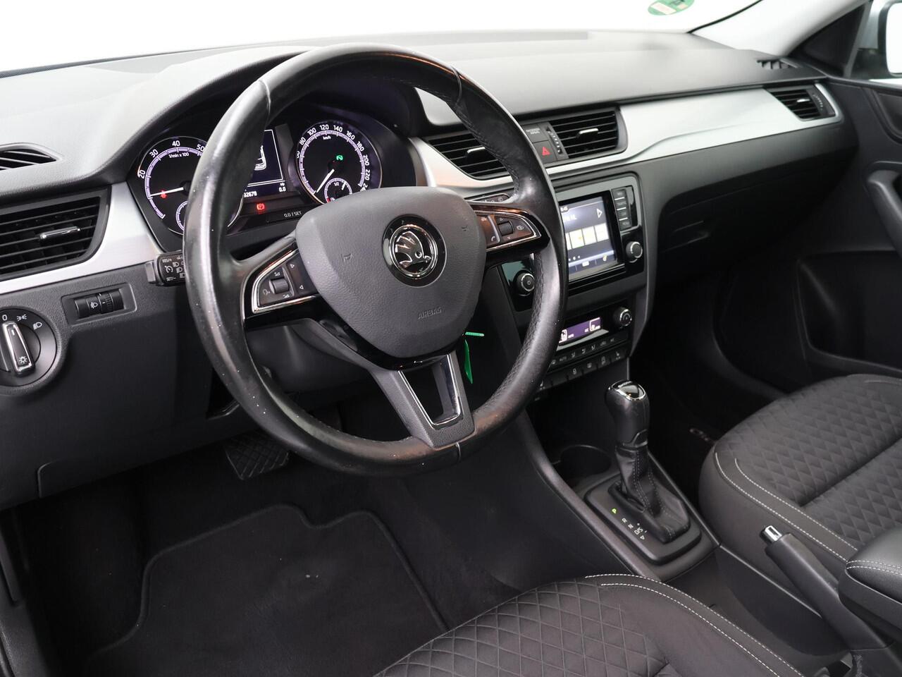 Skoda RAPID Spaceback 1.0 TSI Greentech Drive | 95 PK | Automaat | Multifunctioneel stuurwiel | Cruisecontrol | Stoelverwarming |