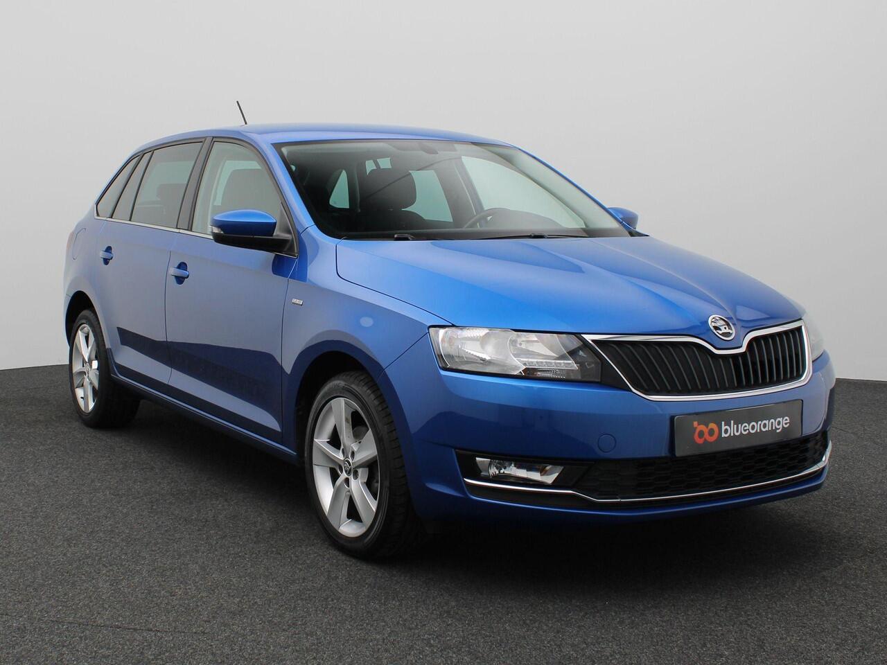 Skoda RAPID Spaceback 1.0 TSI Greentech Clever 95PK Stoelverwarming, Clima, Navi, PDC achter, DAB+, Getinte ramen, 16" LM Velgen