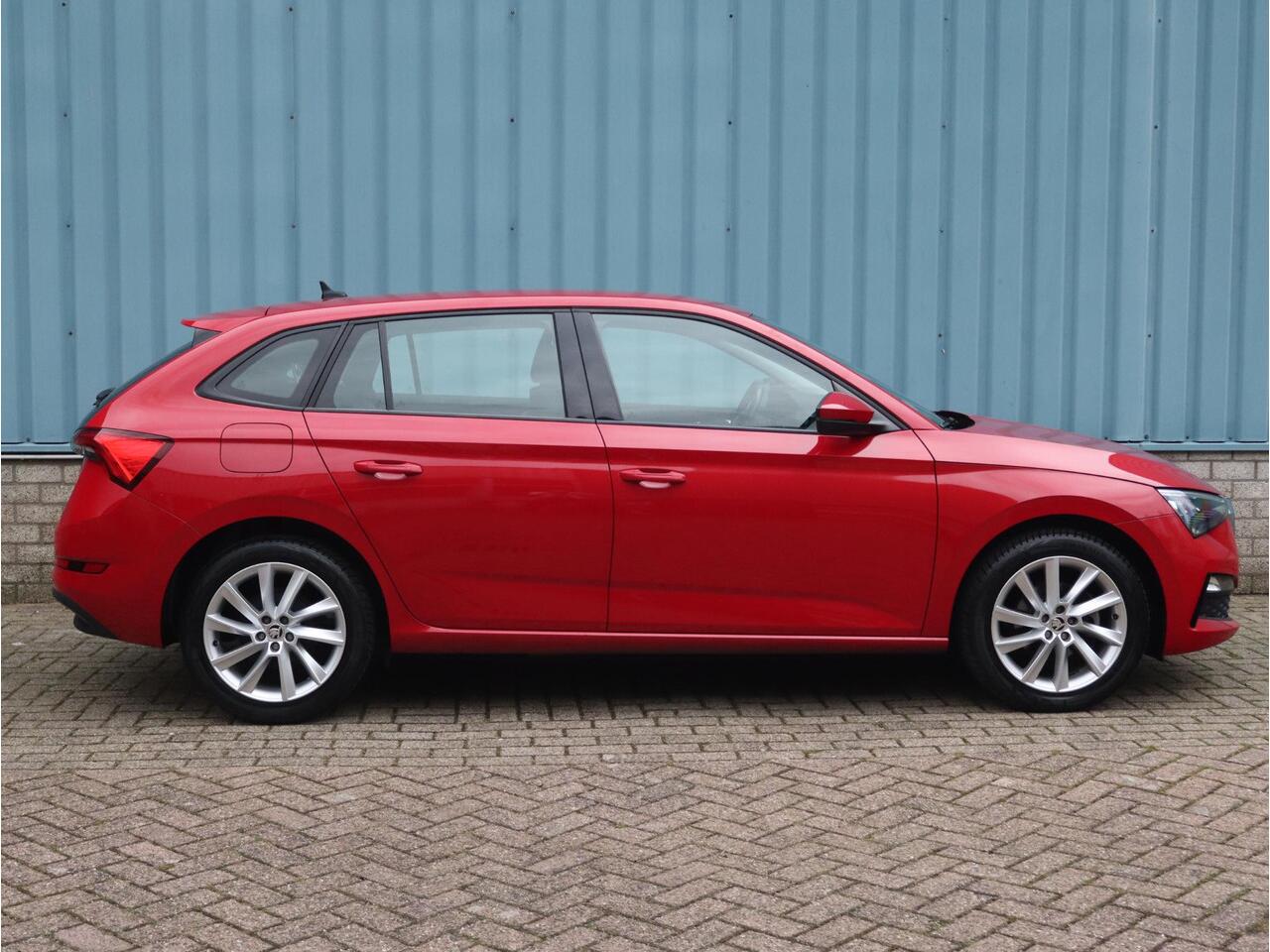 Skoda SCALA 5-deurs Business Edition 1.0 TSI 115pk H6 | NAVI | FULL-LED | CLIMA | STOELVERW. | APPLE CARPLAY / ANDROID AUTO |