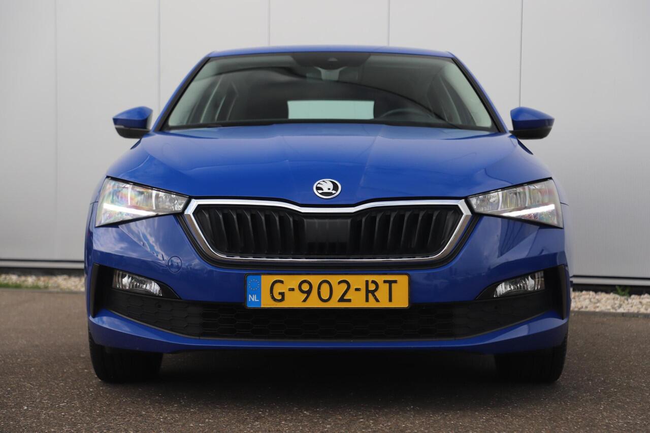 Skoda SCALA 1.0 TSI Style 116PK Navigatie Carplay Android Clima Cruise 16 inch LMV Parkeersensor