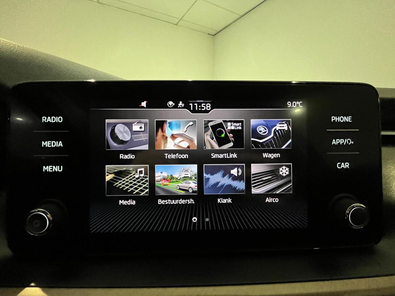 Skoda SCALA 1.0 TSI First Edition | L.m. Velgen | Climate control | Cruise control