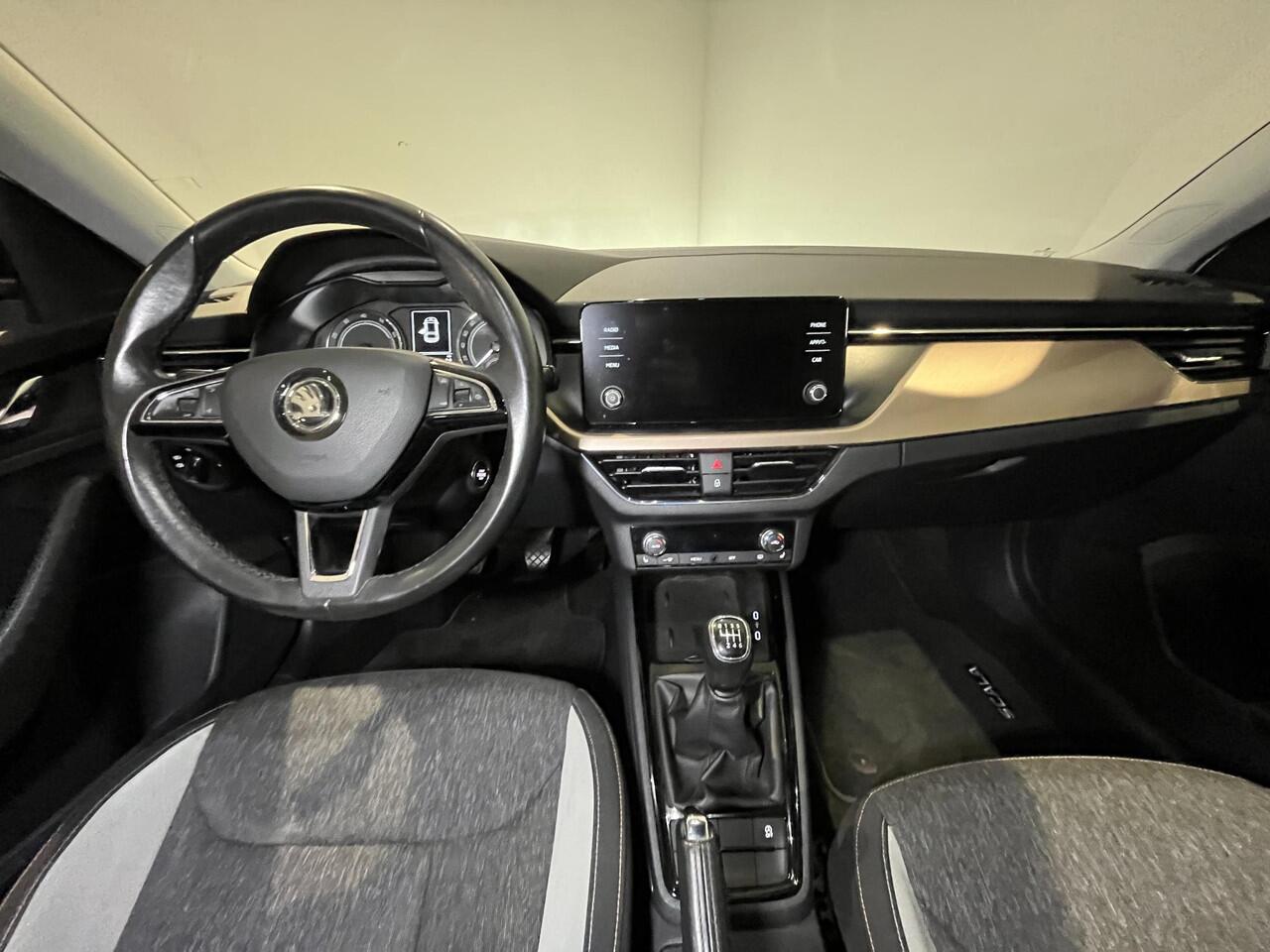 Skoda SCALA 1.0 TSI First Edition | L.m. Velgen | Climate control | Cruise control