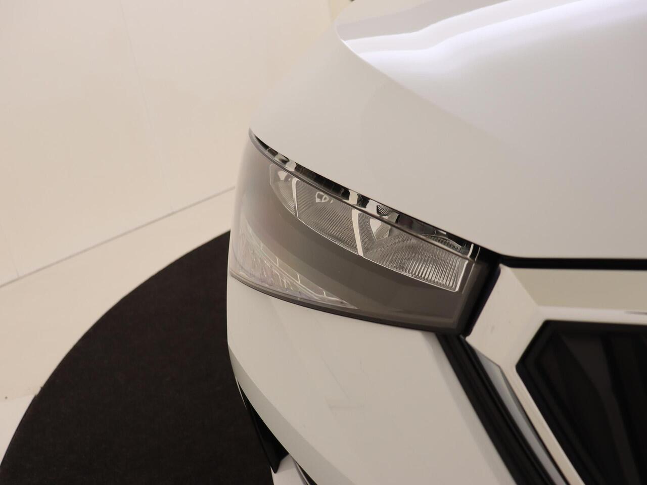 Skoda SCALA 1.0 TSI Style | Virtual cockpit | Cruise control | Navigatie | Climate control | Groot multimedia scherm | CarPlay | Keyless start |