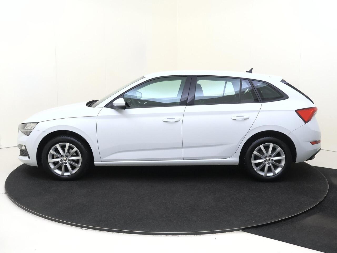 Skoda SCALA 1.0 TSI Style | Virtual cockpit | Cruise control | Navigatie | Climate control | Groot multimedia scherm | CarPlay | Keyless start |